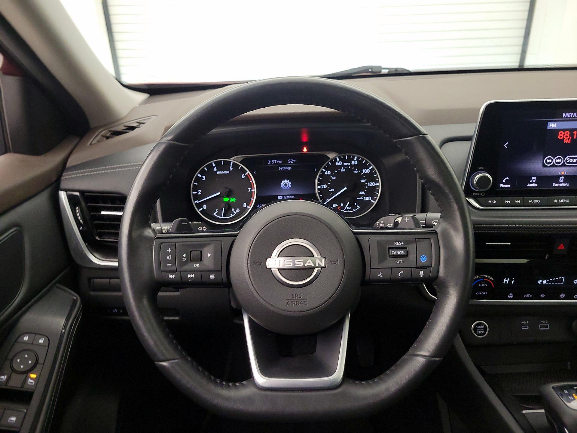 Thumbnail: 2022 Nissan Rogue - 10