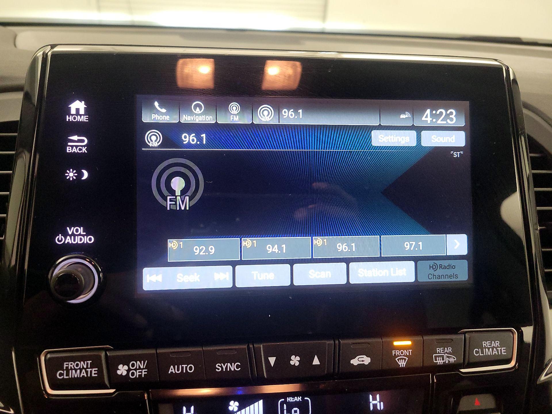 Thumbnail: 2023 Honda Odyssey - 16