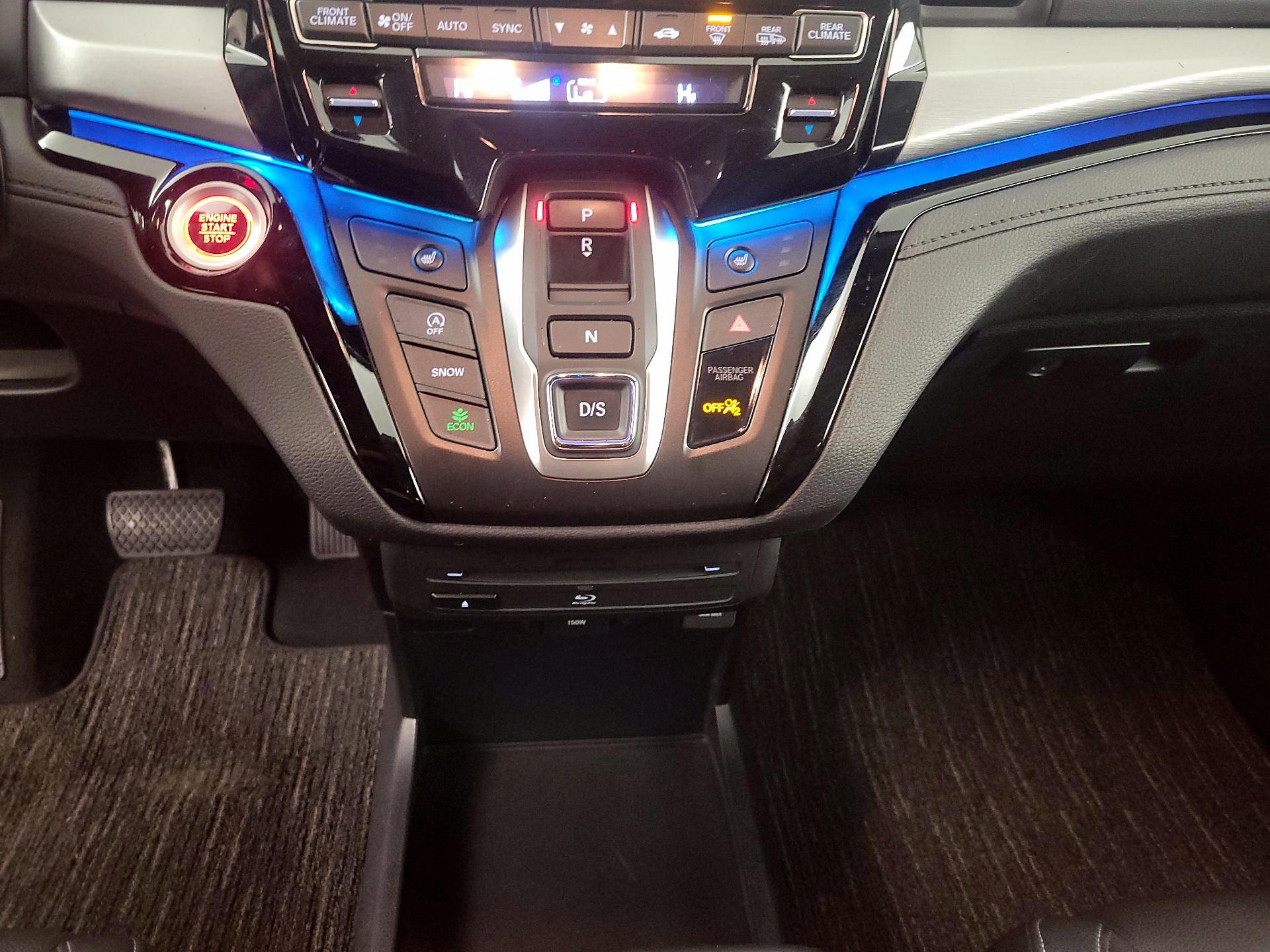 Thumbnail: 2023 Honda Odyssey - 18