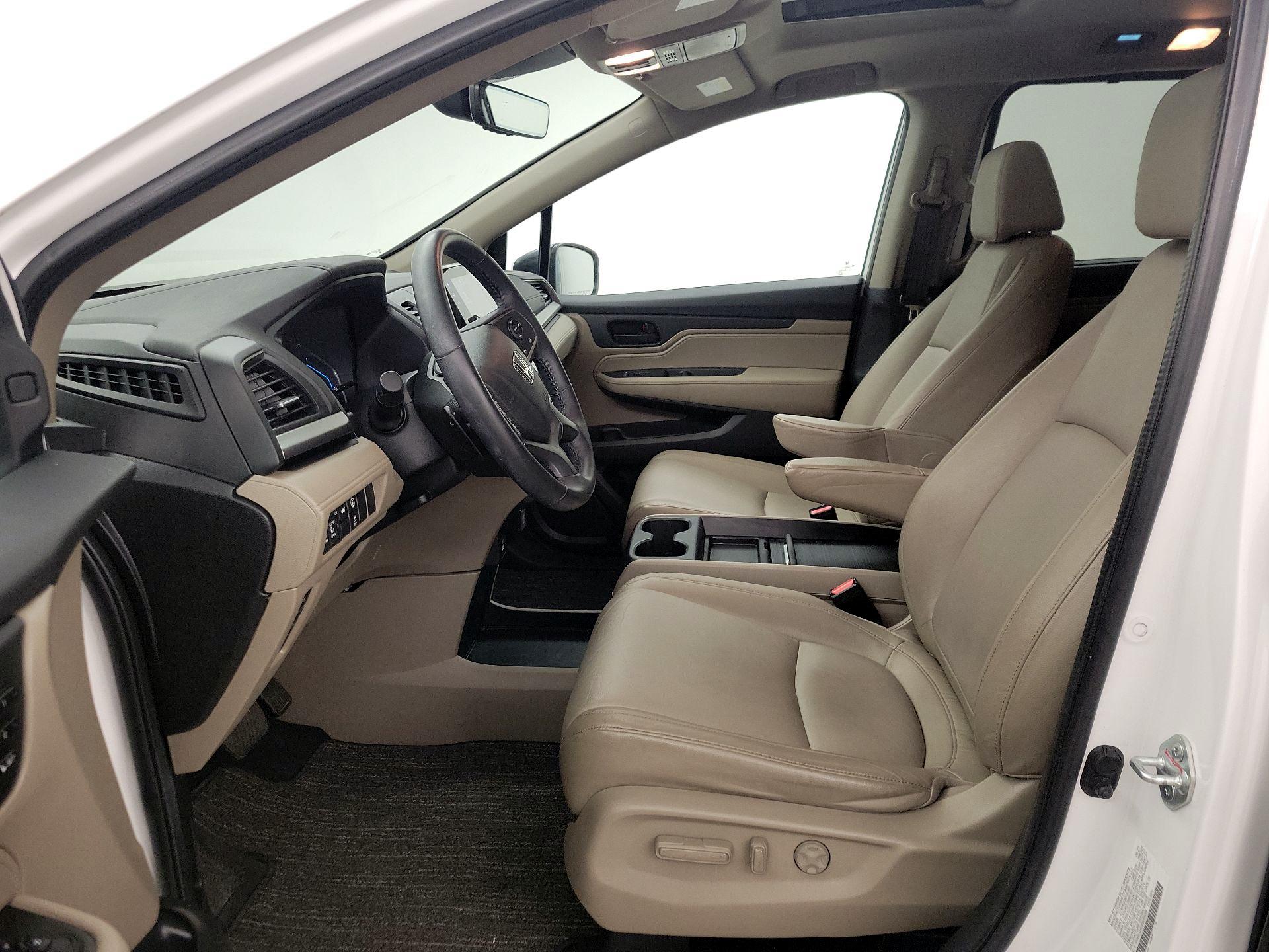 Thumbnail: 2023 Honda Odyssey - 11