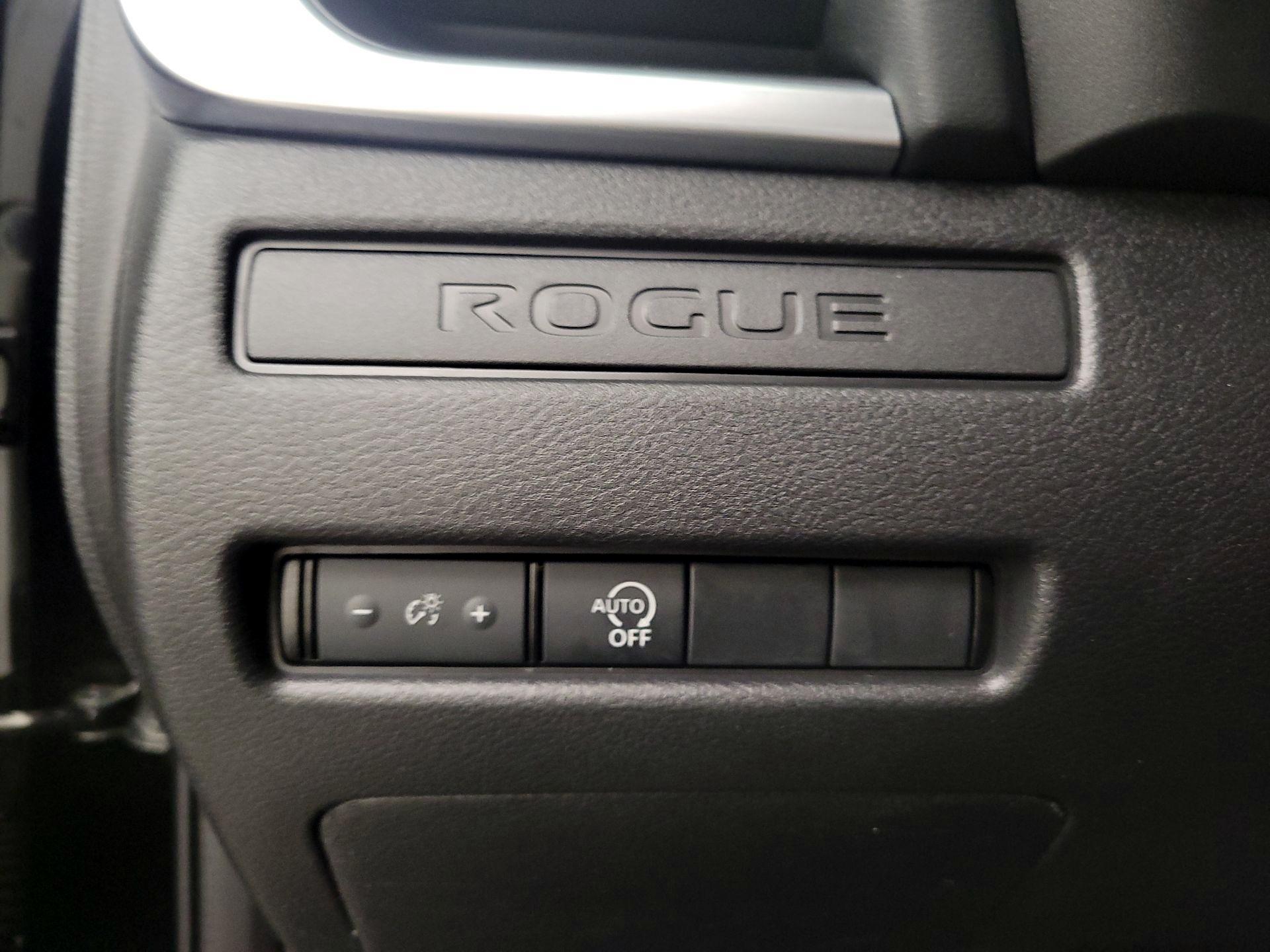 Thumbnail: 2023 Nissan Rogue - 13