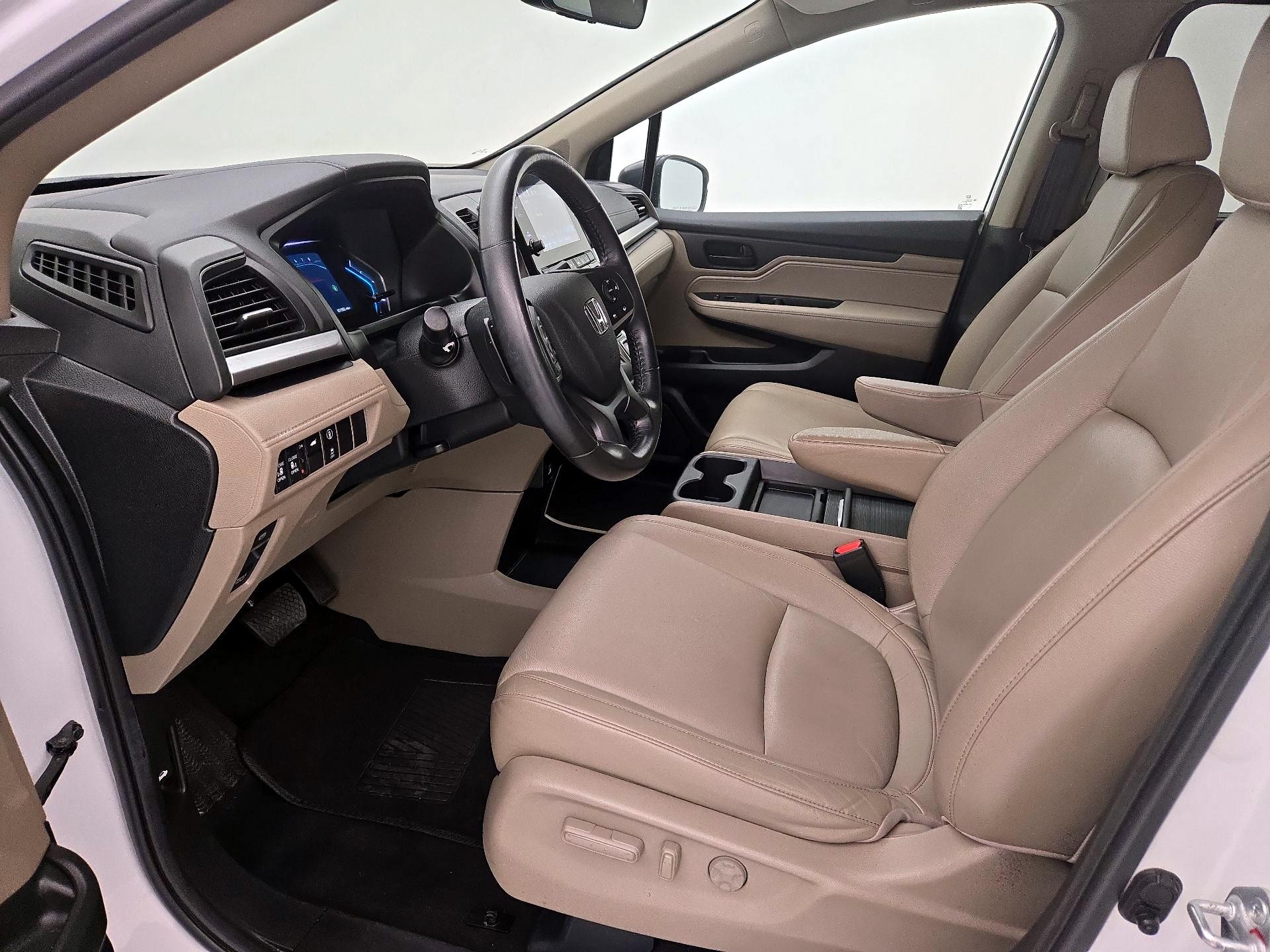 Thumbnail: 2022 Honda Odyssey - 11