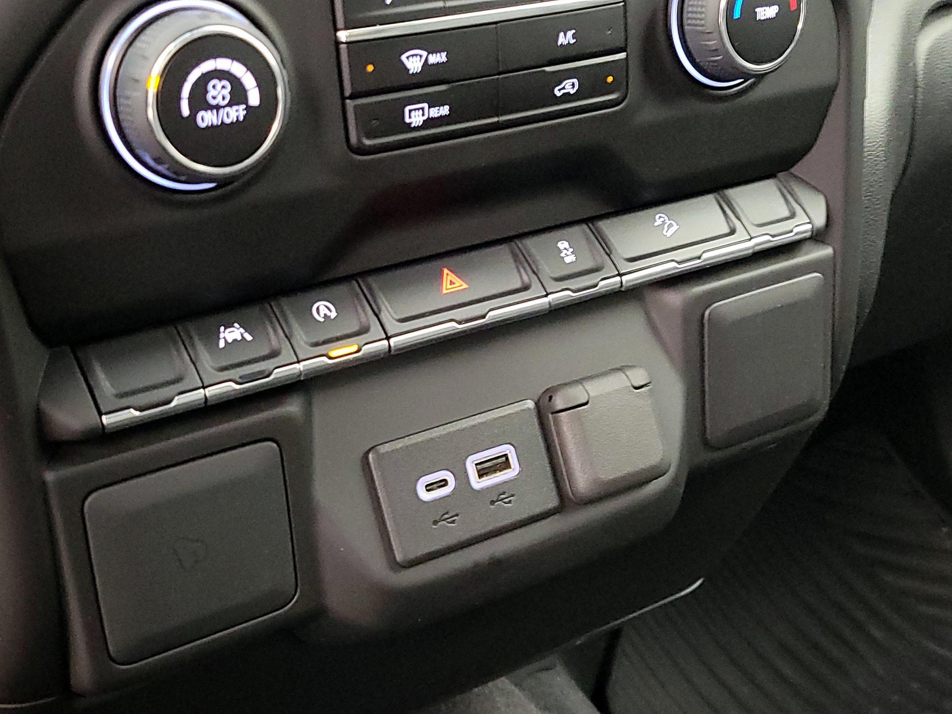 Thumbnail: 2023 Chevrolet Silverado 1500 - 19