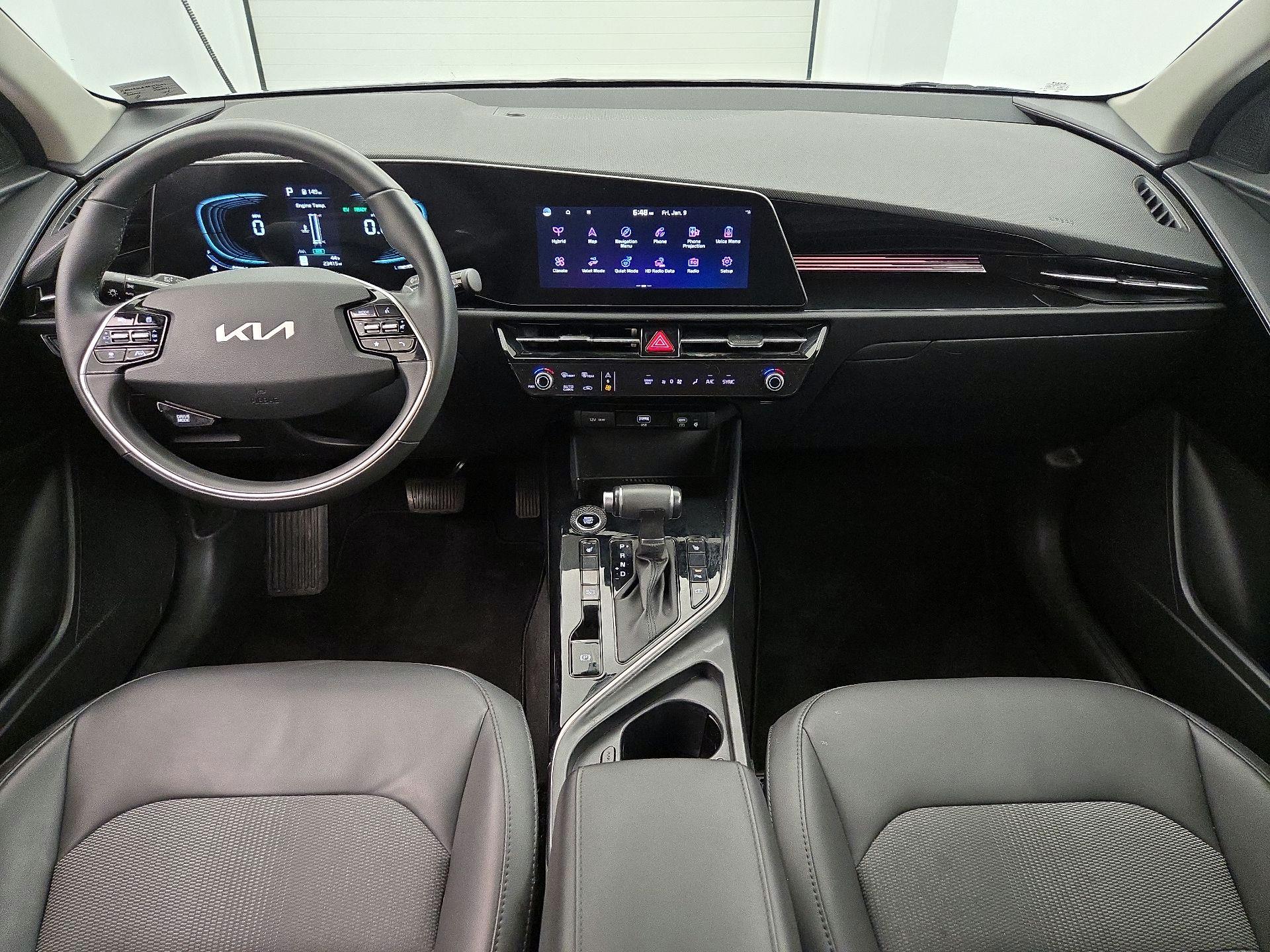 Thumbnail: 2023 Kia Niro - 9