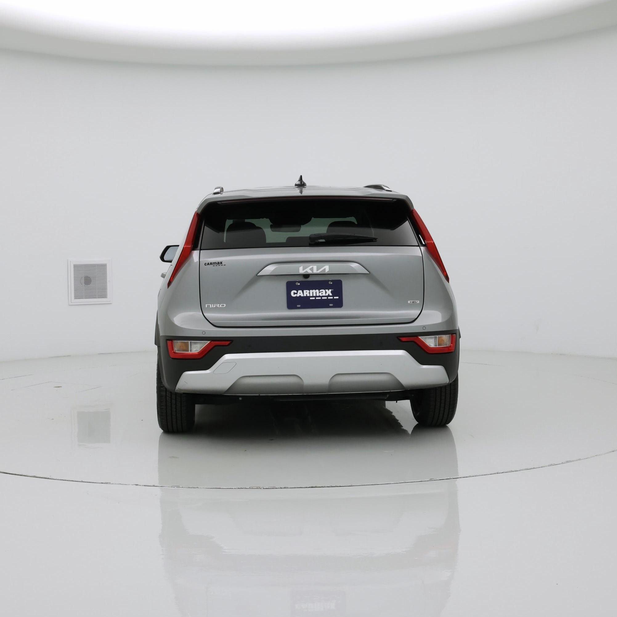 Thumbnail: 2023 Kia Niro - 6