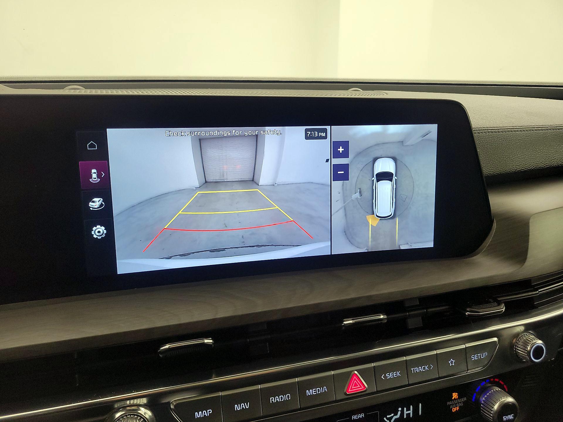 Thumbnail: 2023 Kia Telluride - 15