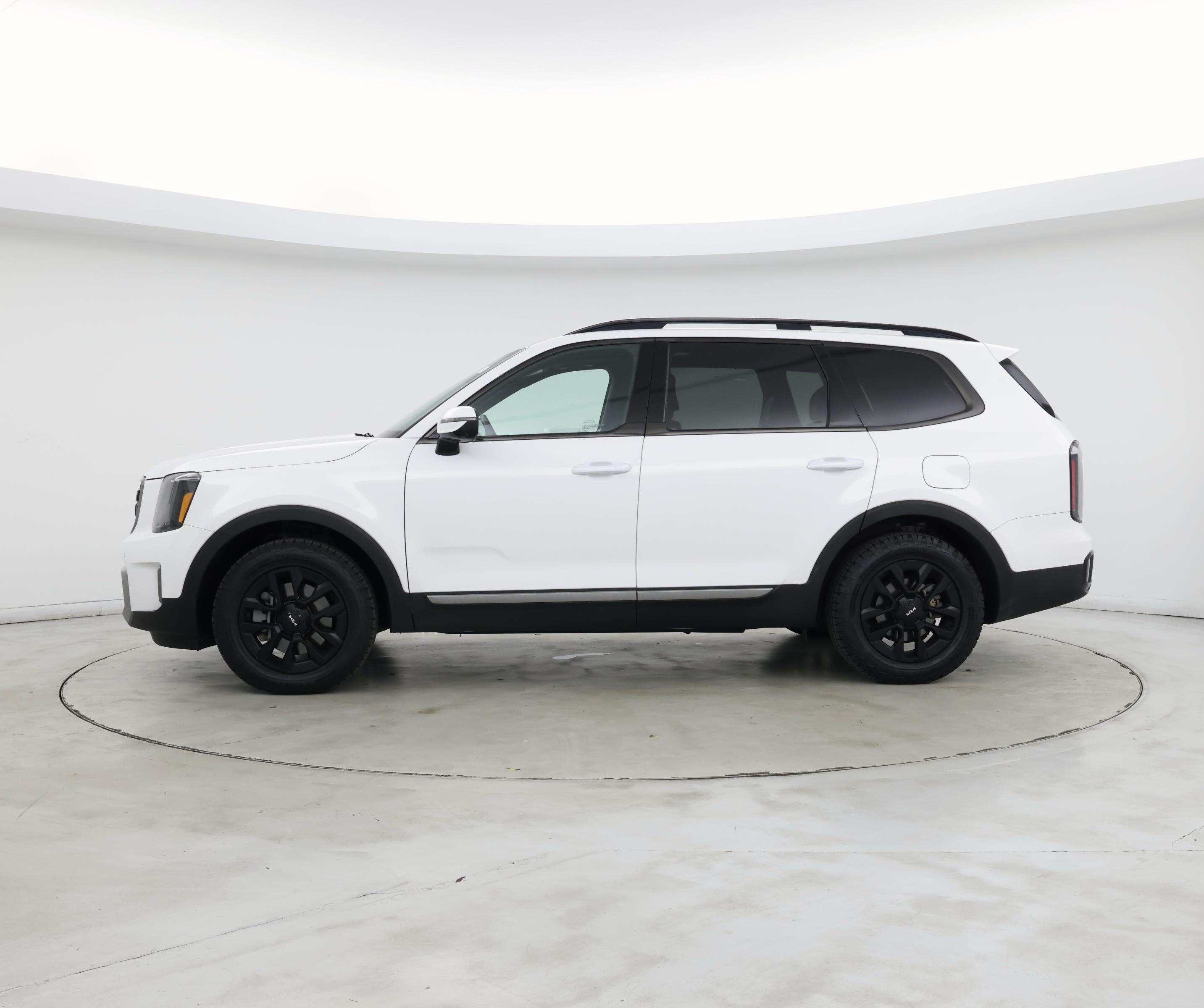 Thumbnail: 2023 Kia Telluride - 3