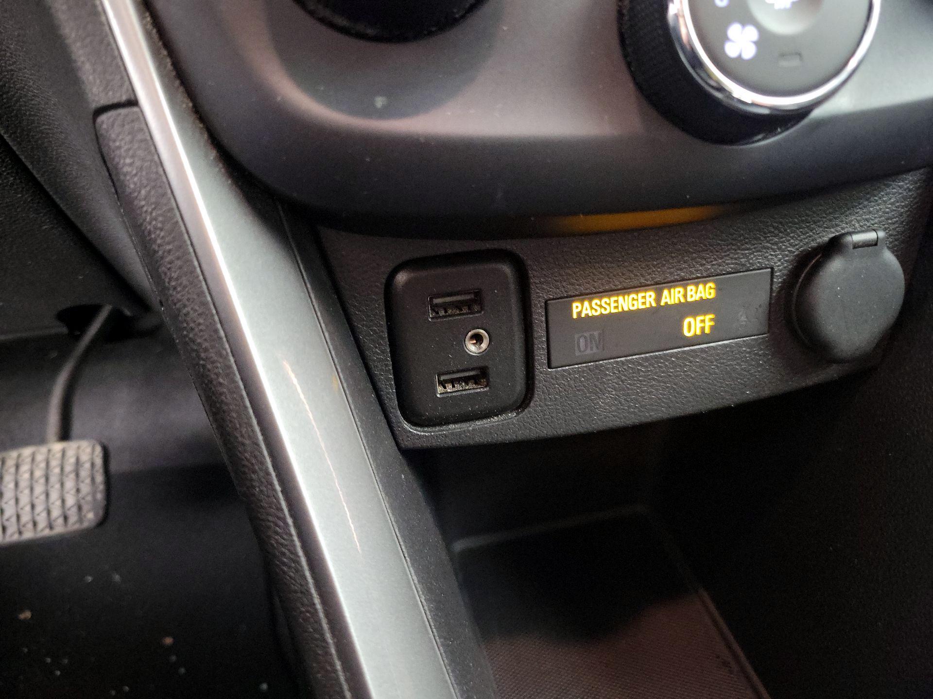 Thumbnail: 2020 Chevrolet Trax - 18