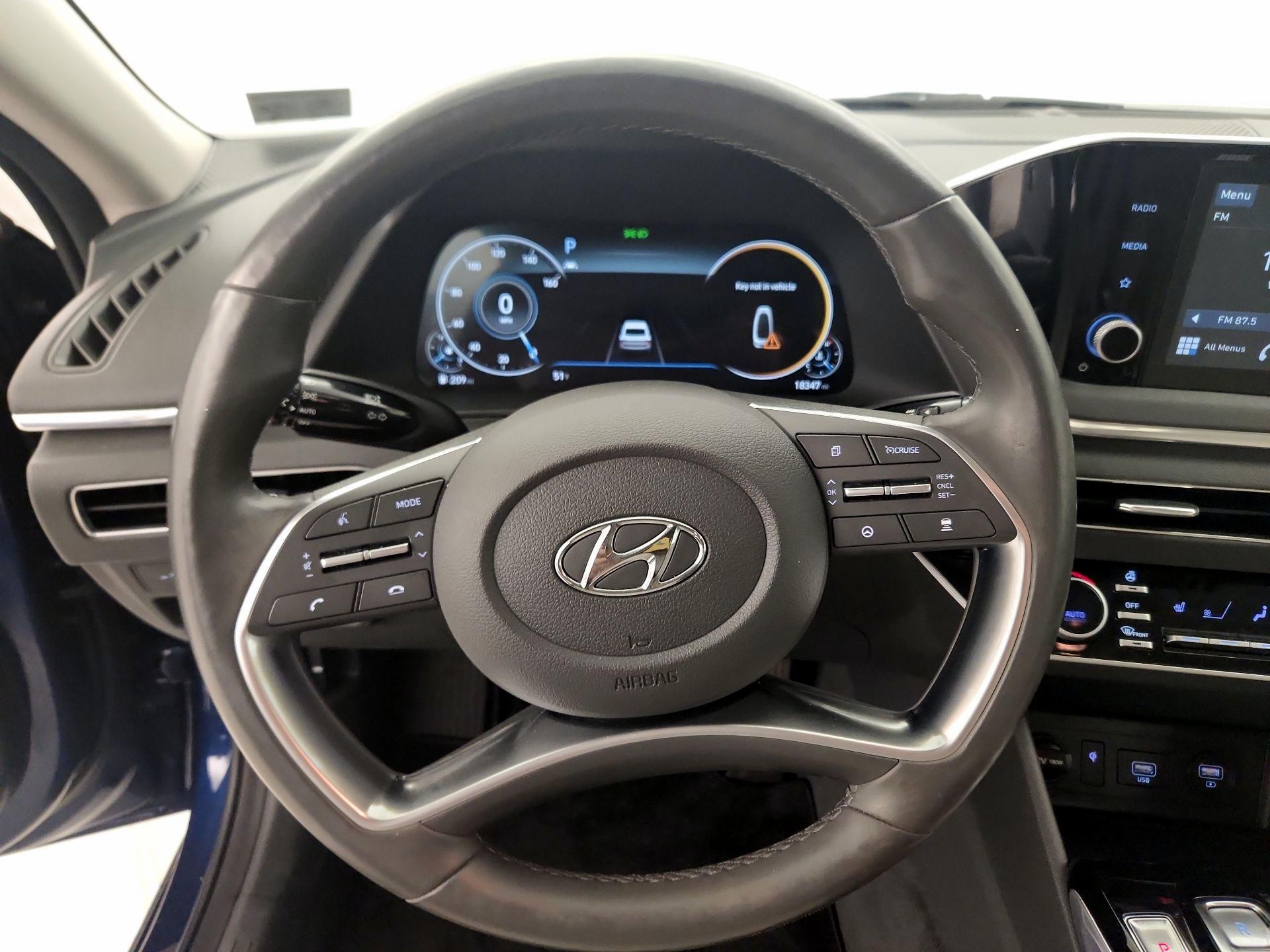 Thumbnail: 2020 Hyundai Sonata - 10