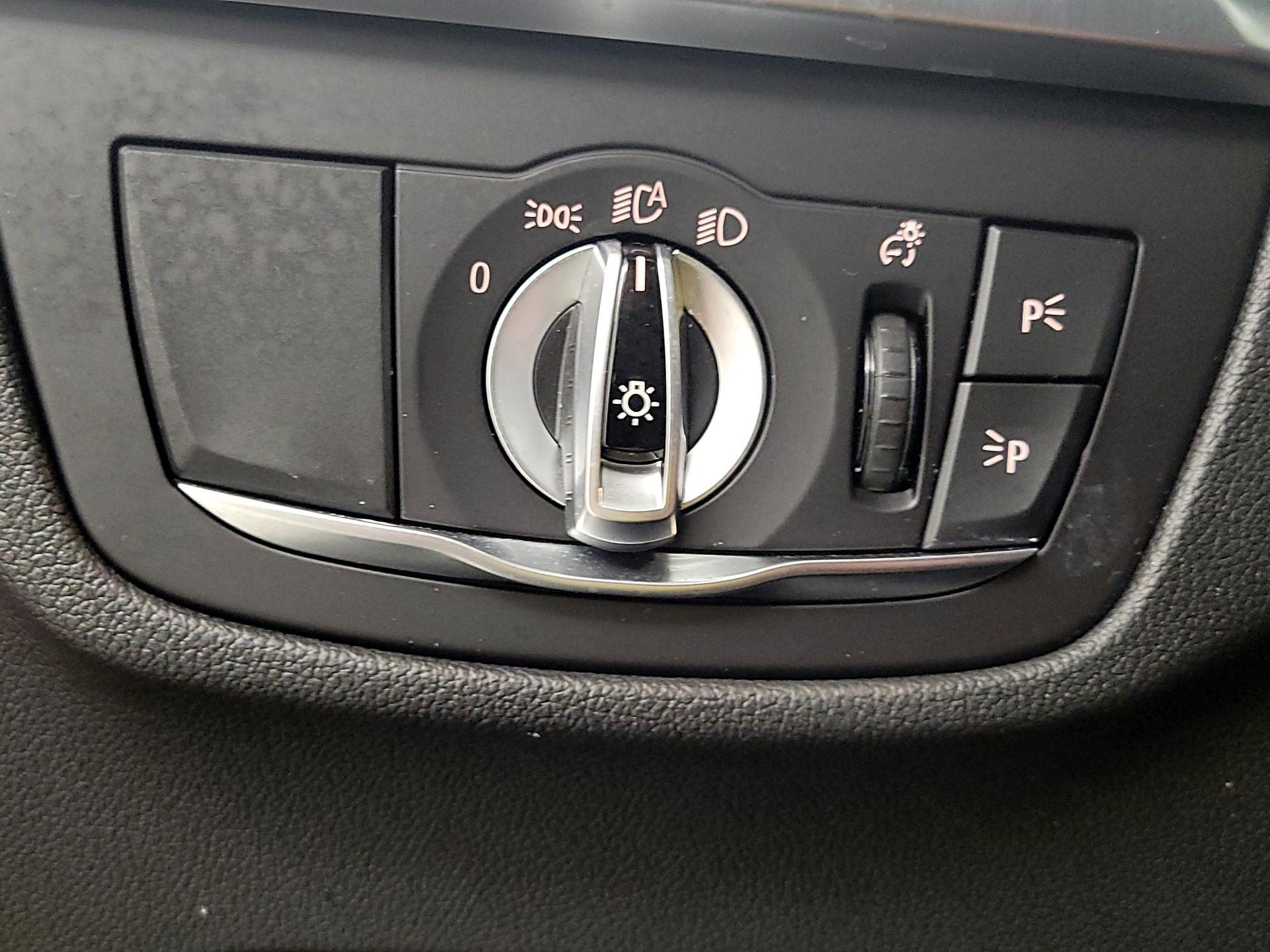 Thumbnail: 2023 BMW X3 - 13