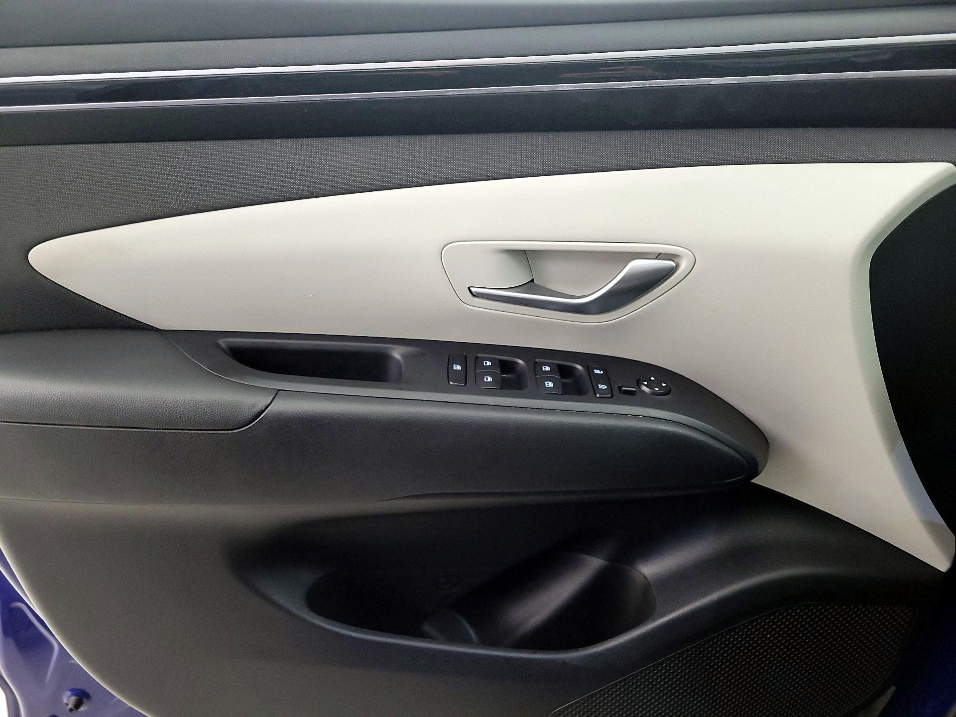 Thumbnail: 2023 Hyundai Tucson - 12