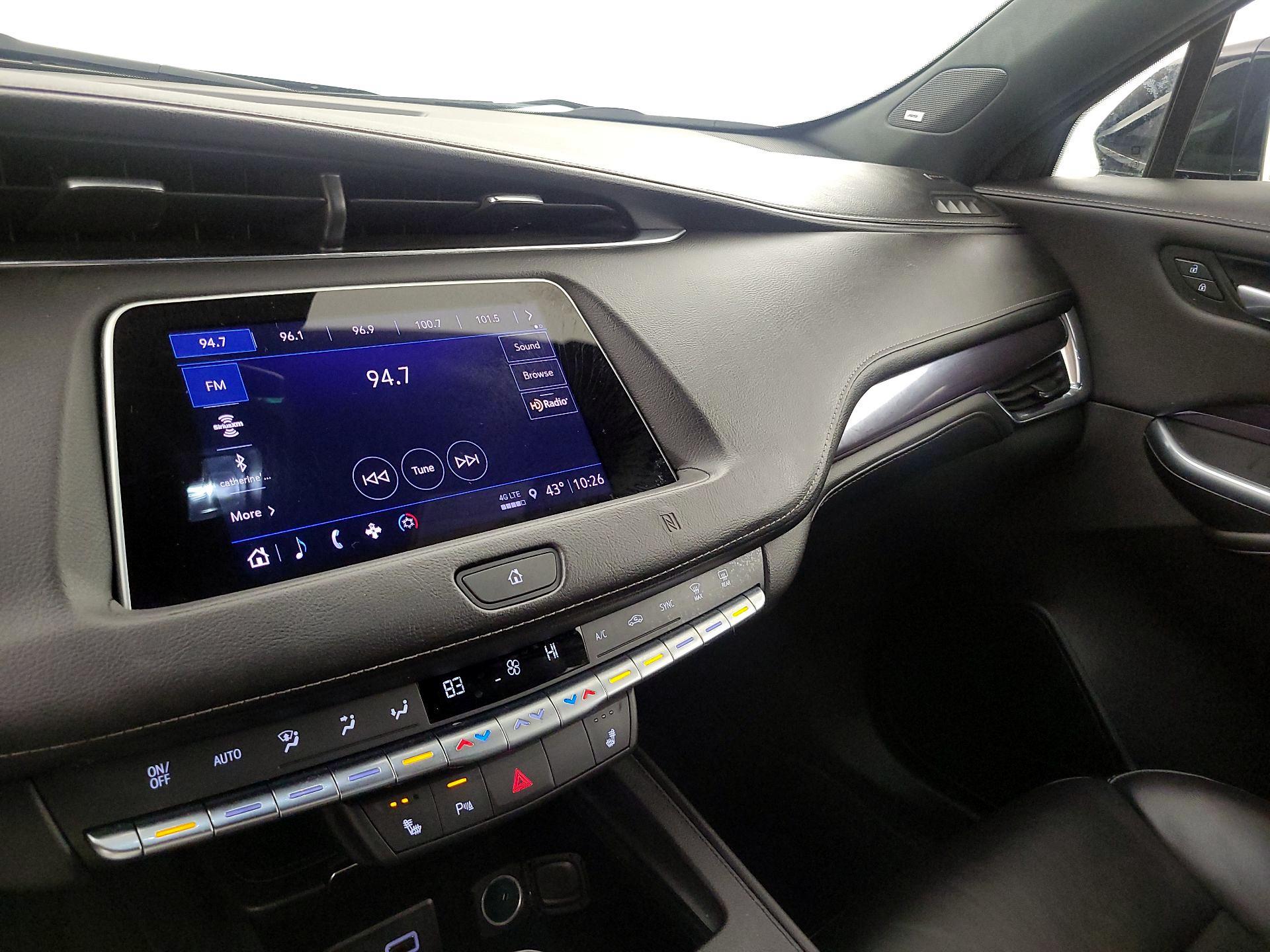 Thumbnail: 2021 Cadillac XT4 - 15