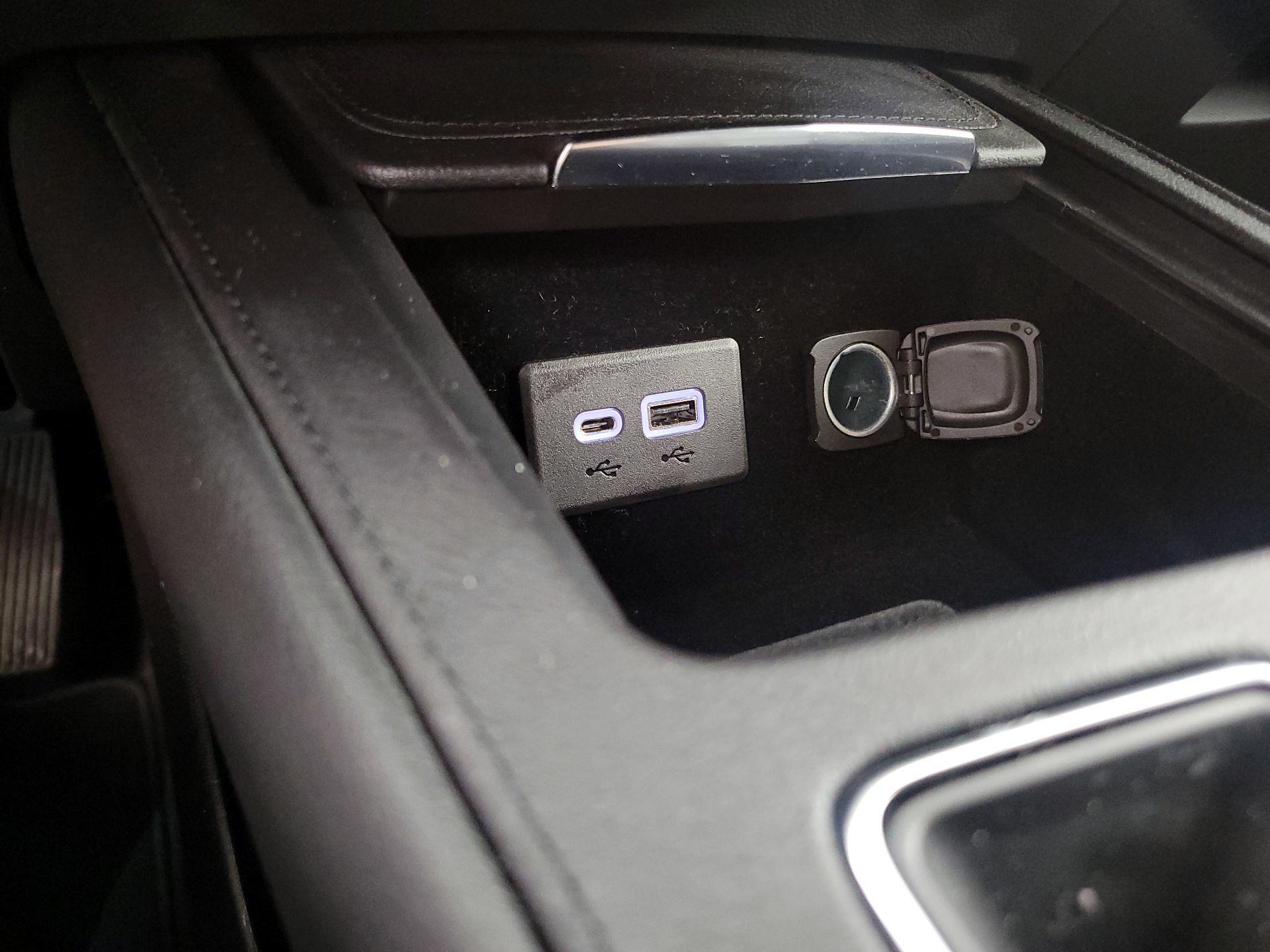 Thumbnail: 2021 Cadillac XT4 - 18