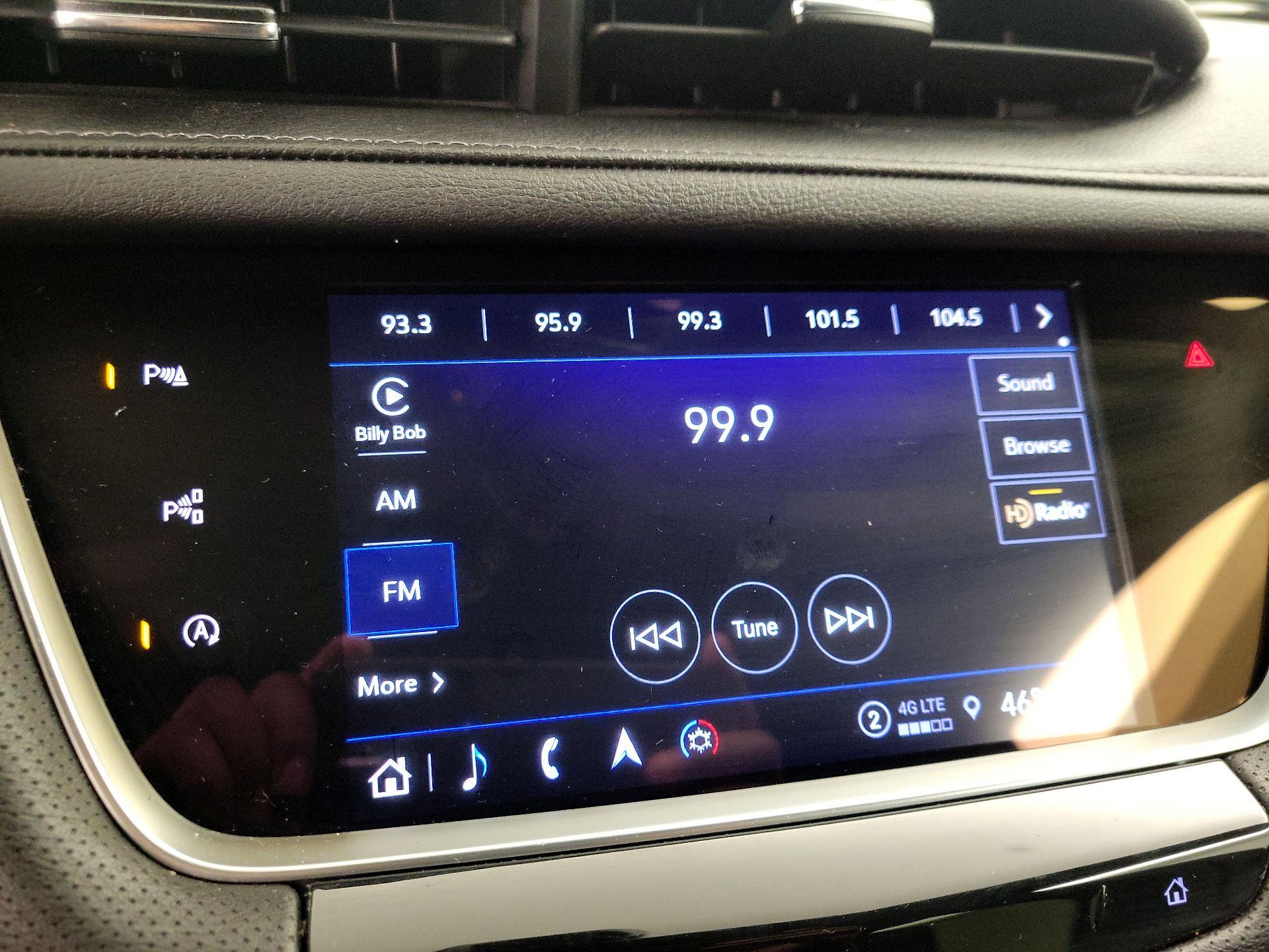 Thumbnail: 2022 Cadillac XT5 - 16