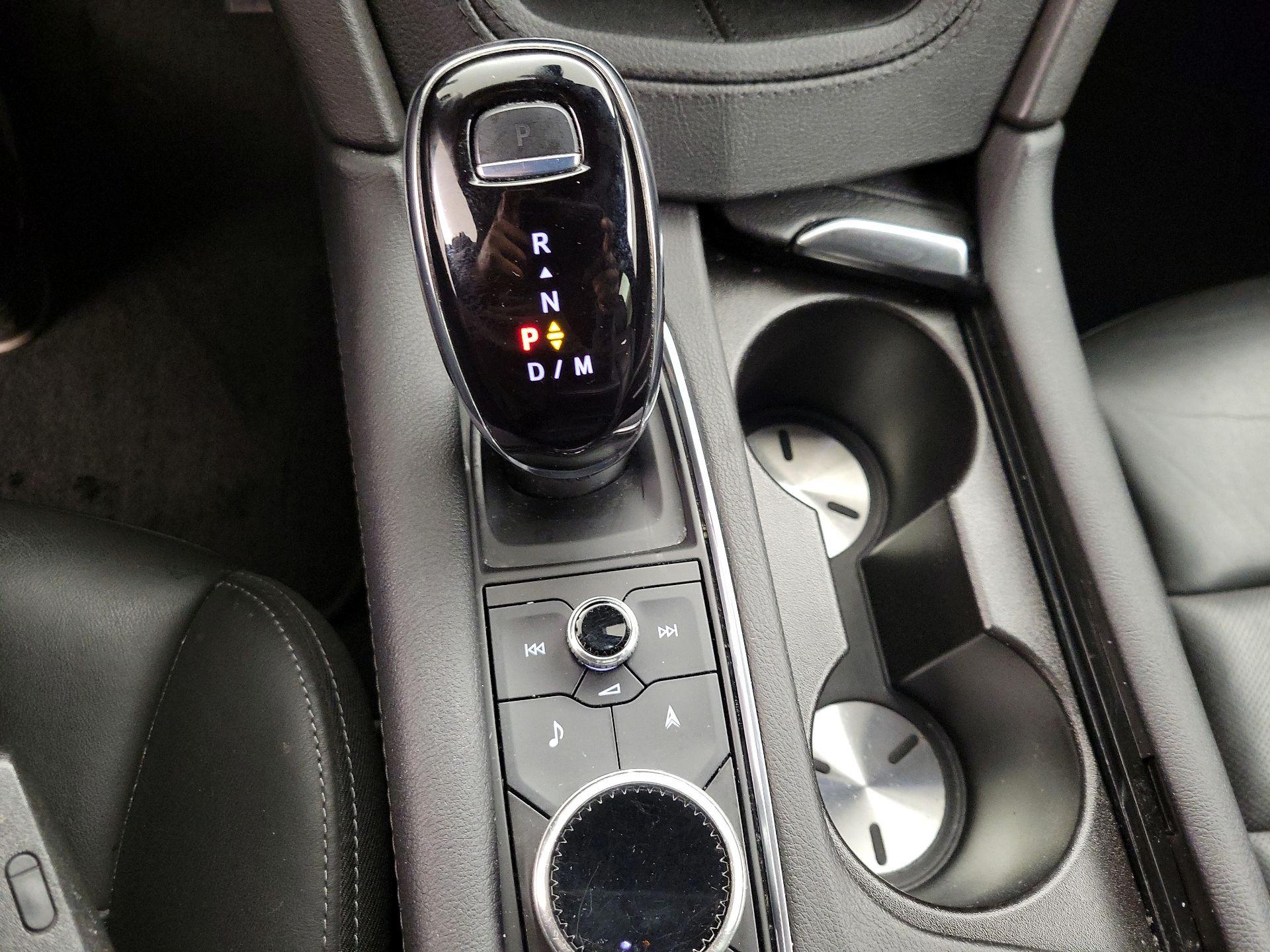 Thumbnail: 2022 Cadillac XT5 - 18