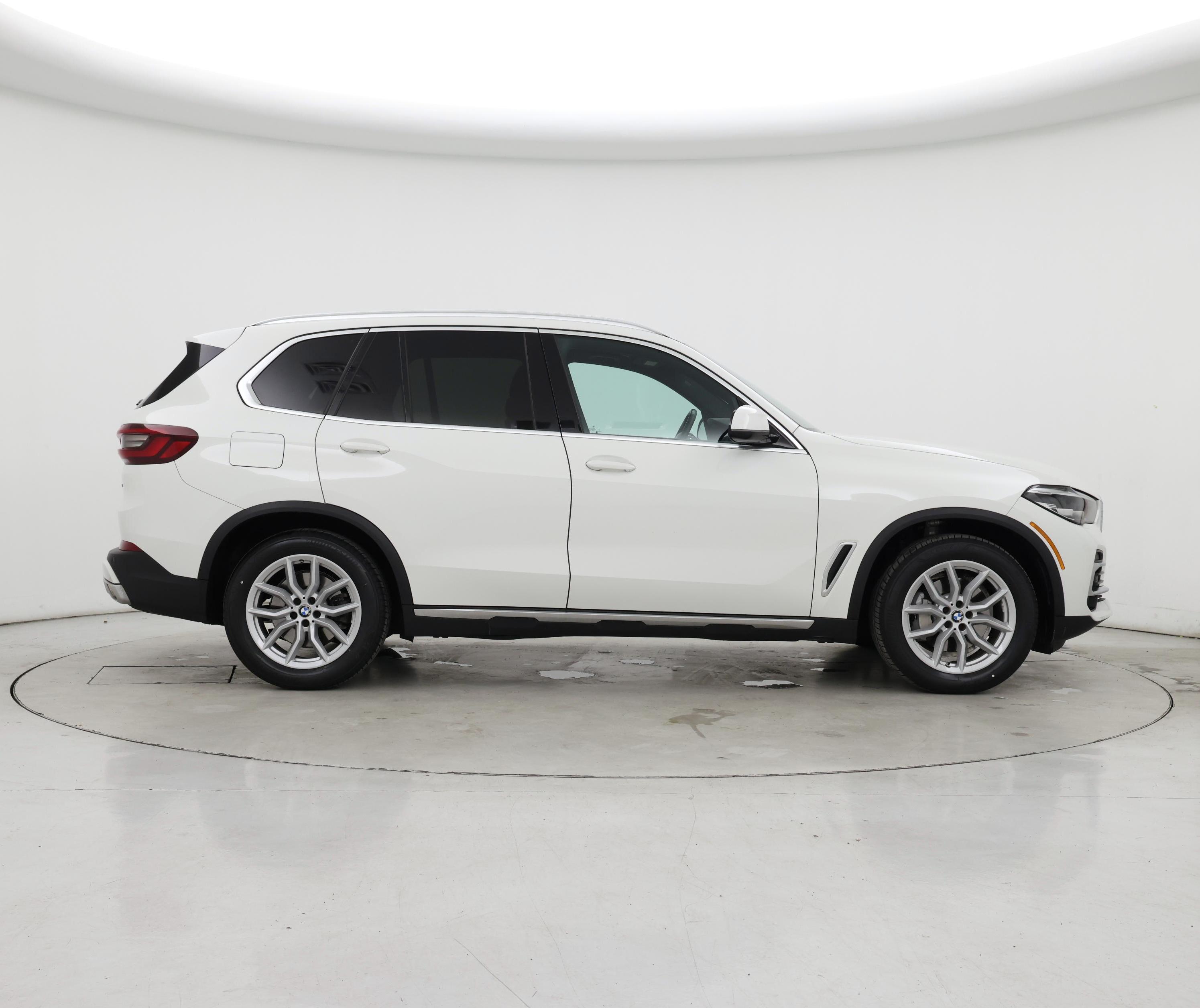 Thumbnail: 2023 BMW X5 - 7