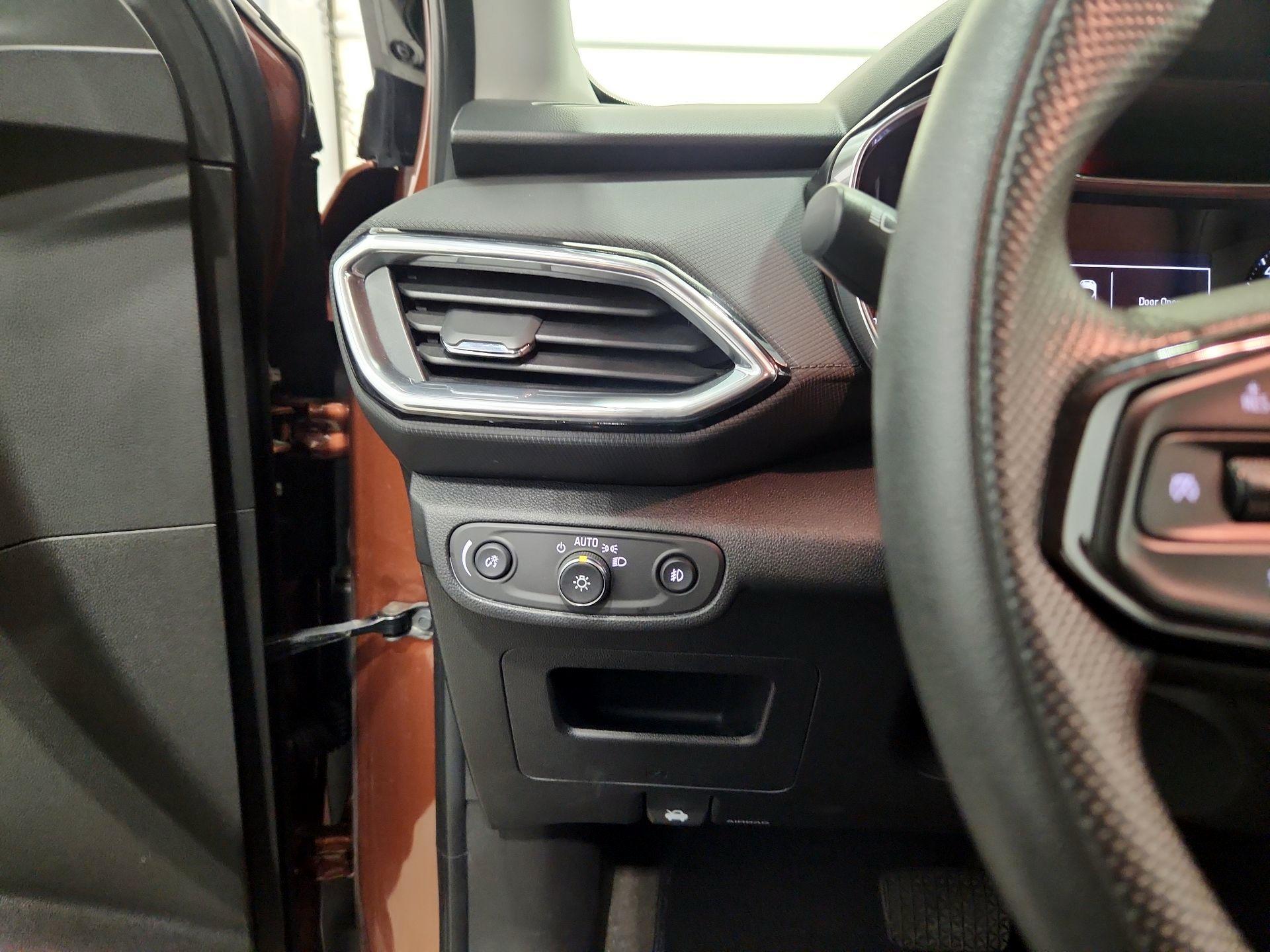 Thumbnail: 2021 Chevrolet TrailBlazer - 13