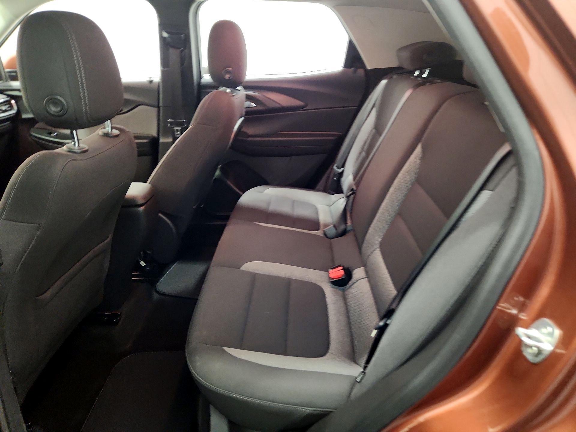 Thumbnail: 2021 Chevrolet TrailBlazer - 19