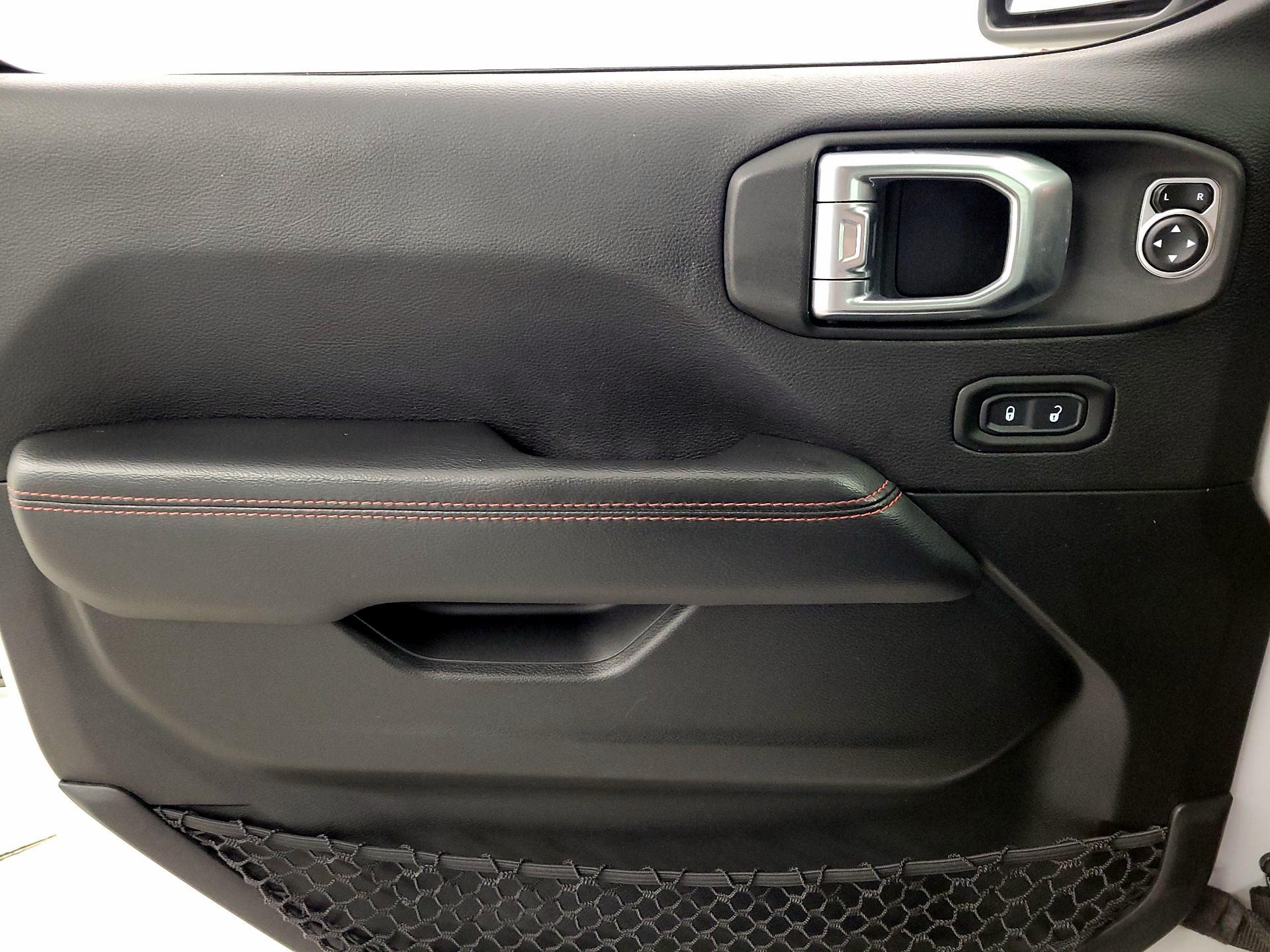 Thumbnail: 2020 Jeep Wrangler - 12