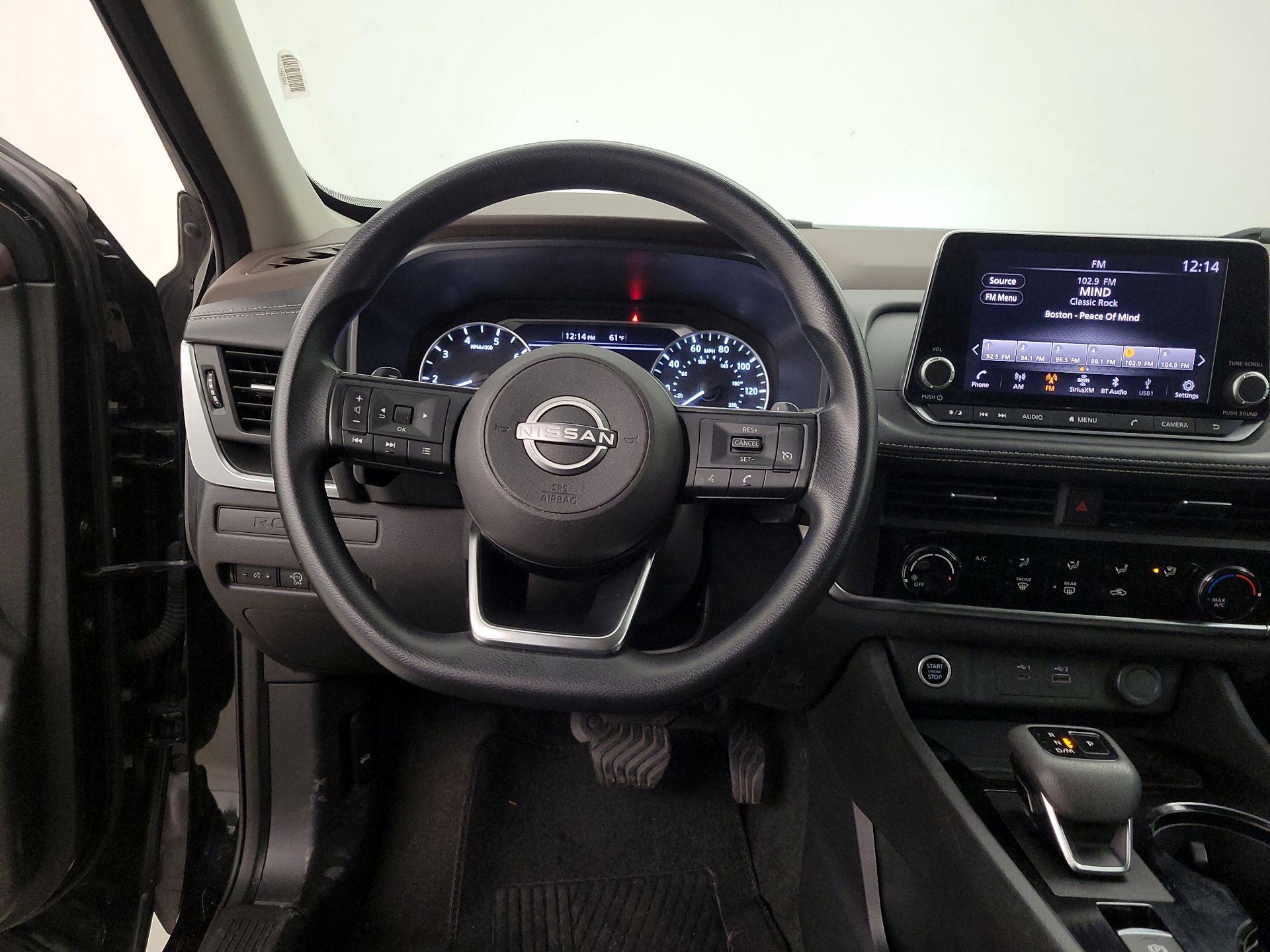 Thumbnail: 2023 Nissan Rogue - 10