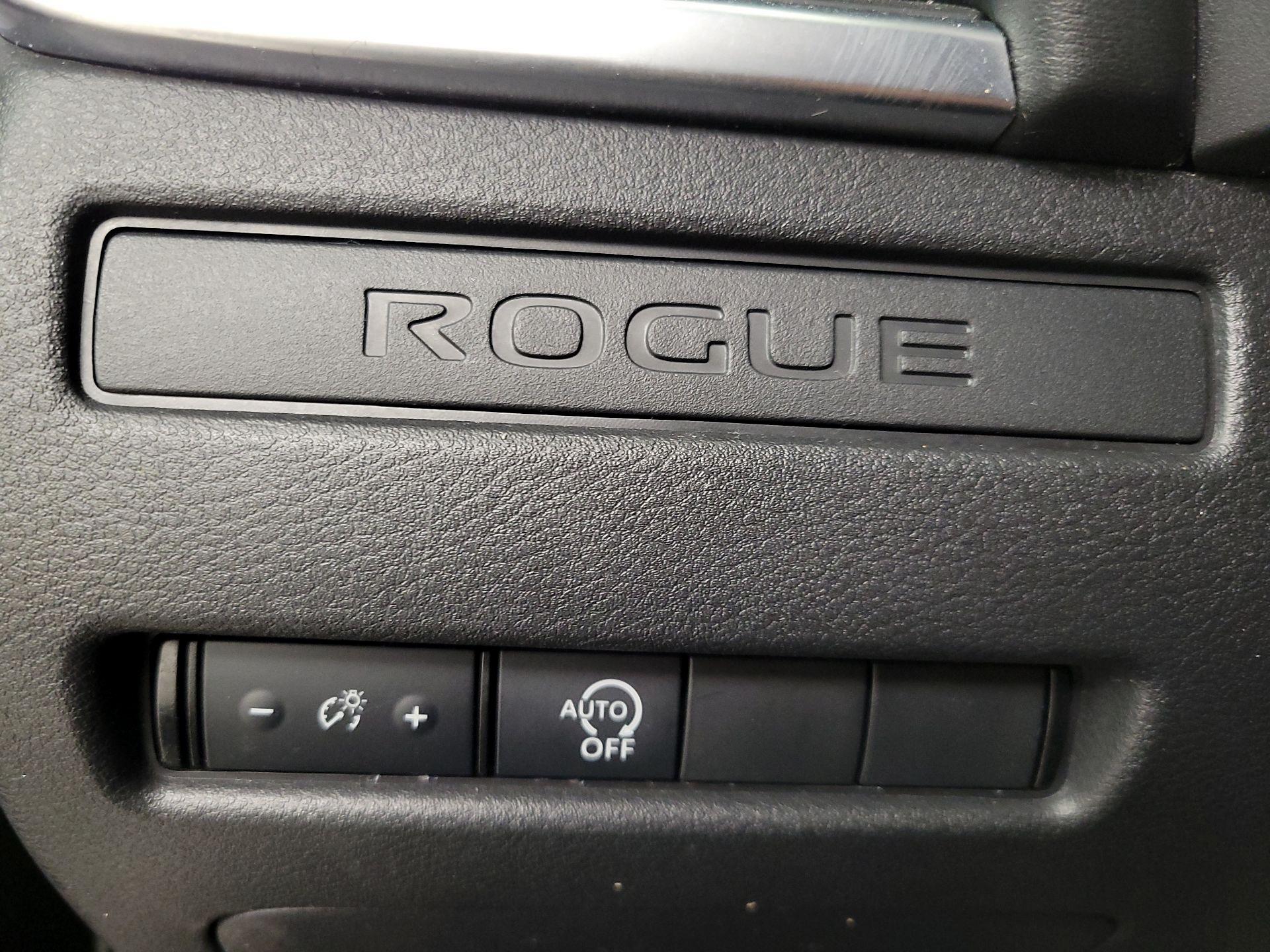 Thumbnail: 2023 Nissan Rogue - 13