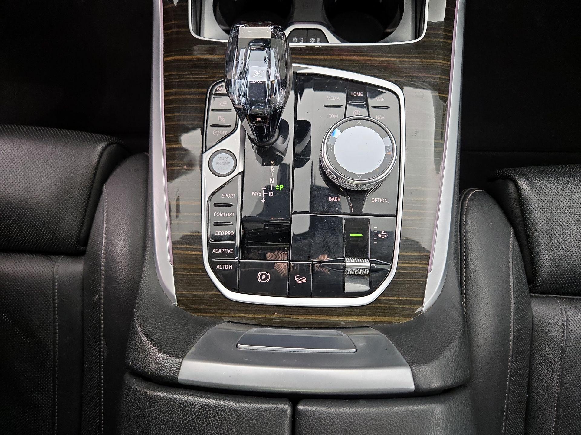 Thumbnail: 2020 BMW X7 - 18