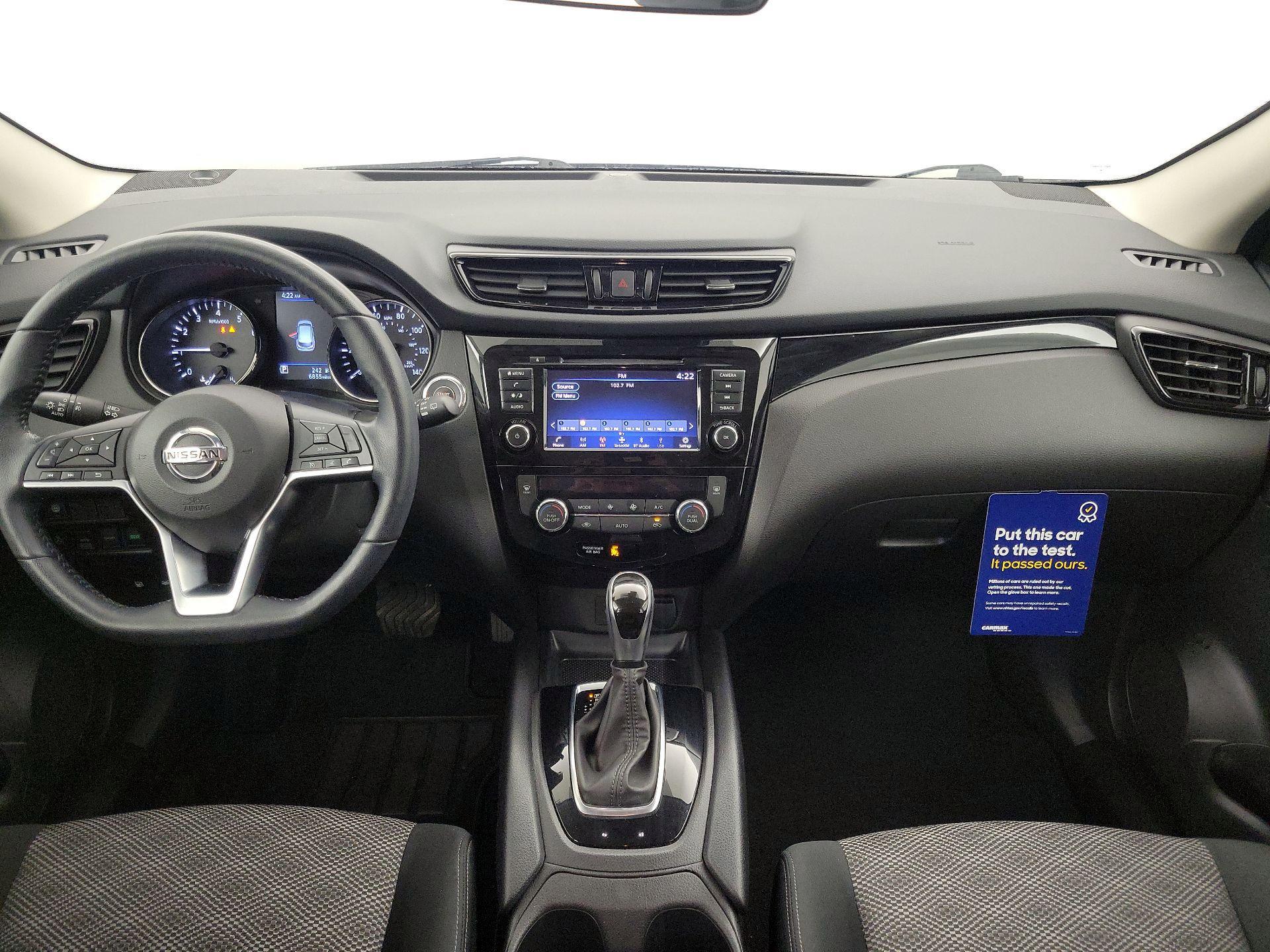 Thumbnail: 2022 Nissan Rogue Sport - 9