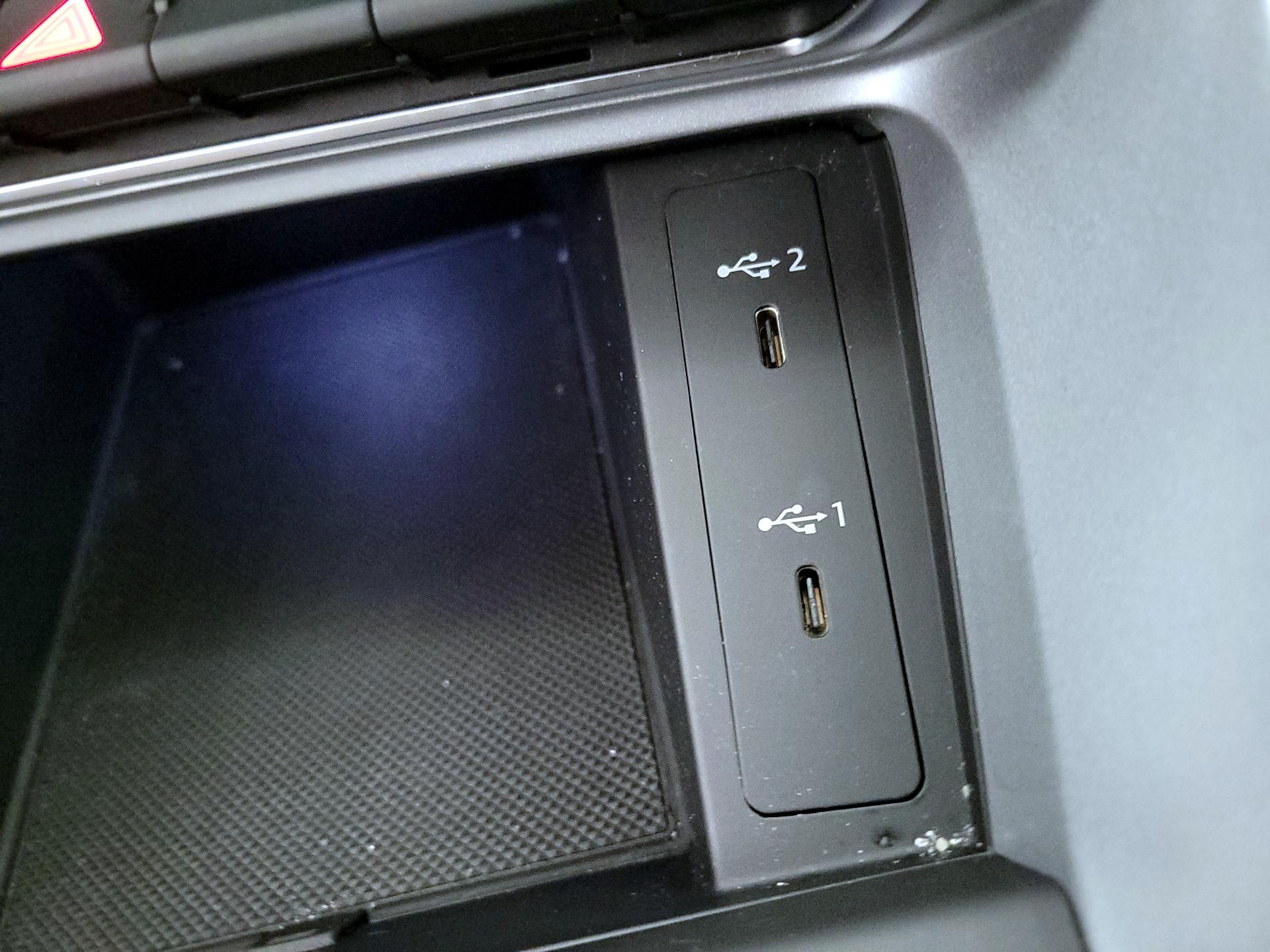 Thumbnail: 2023 Audi Q3 - 18