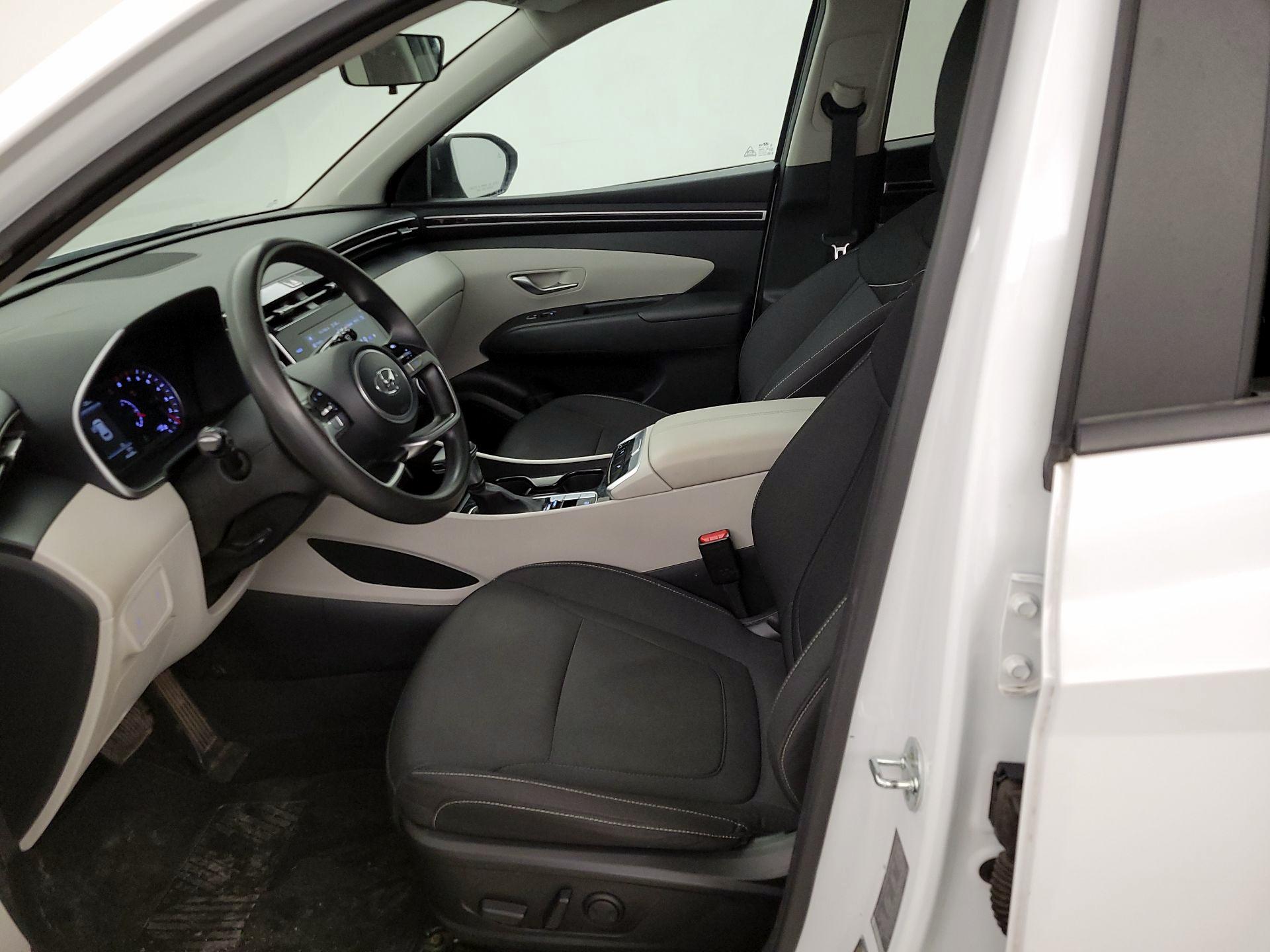 Thumbnail: 2022 Hyundai Tucson - 11