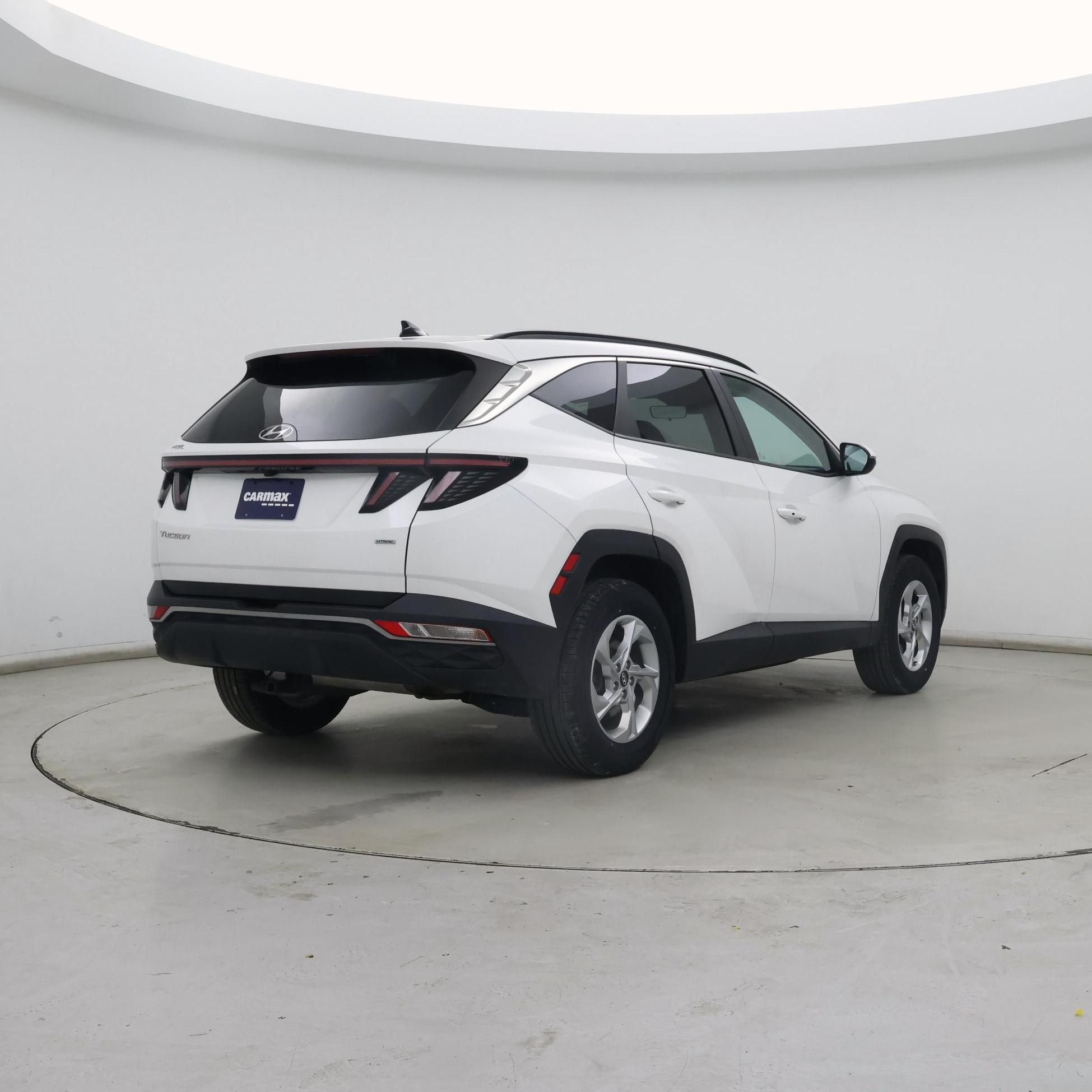 Thumbnail: 2022 Hyundai Tucson - 8