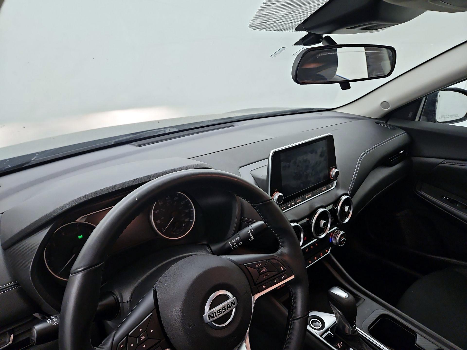 Thumbnail: 2023 Nissan Sentra - 9