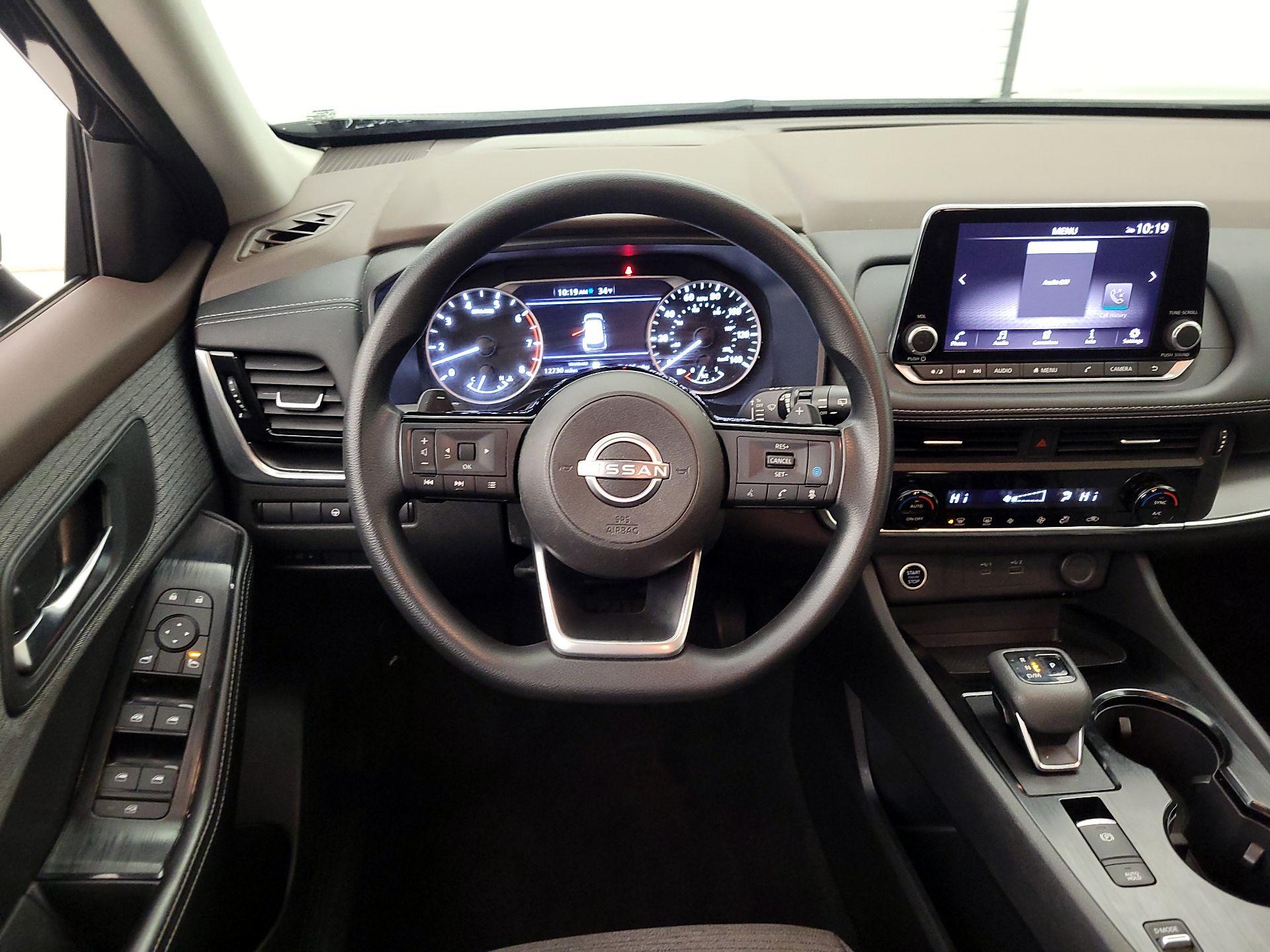 Thumbnail: 2023 Nissan Rogue - 10