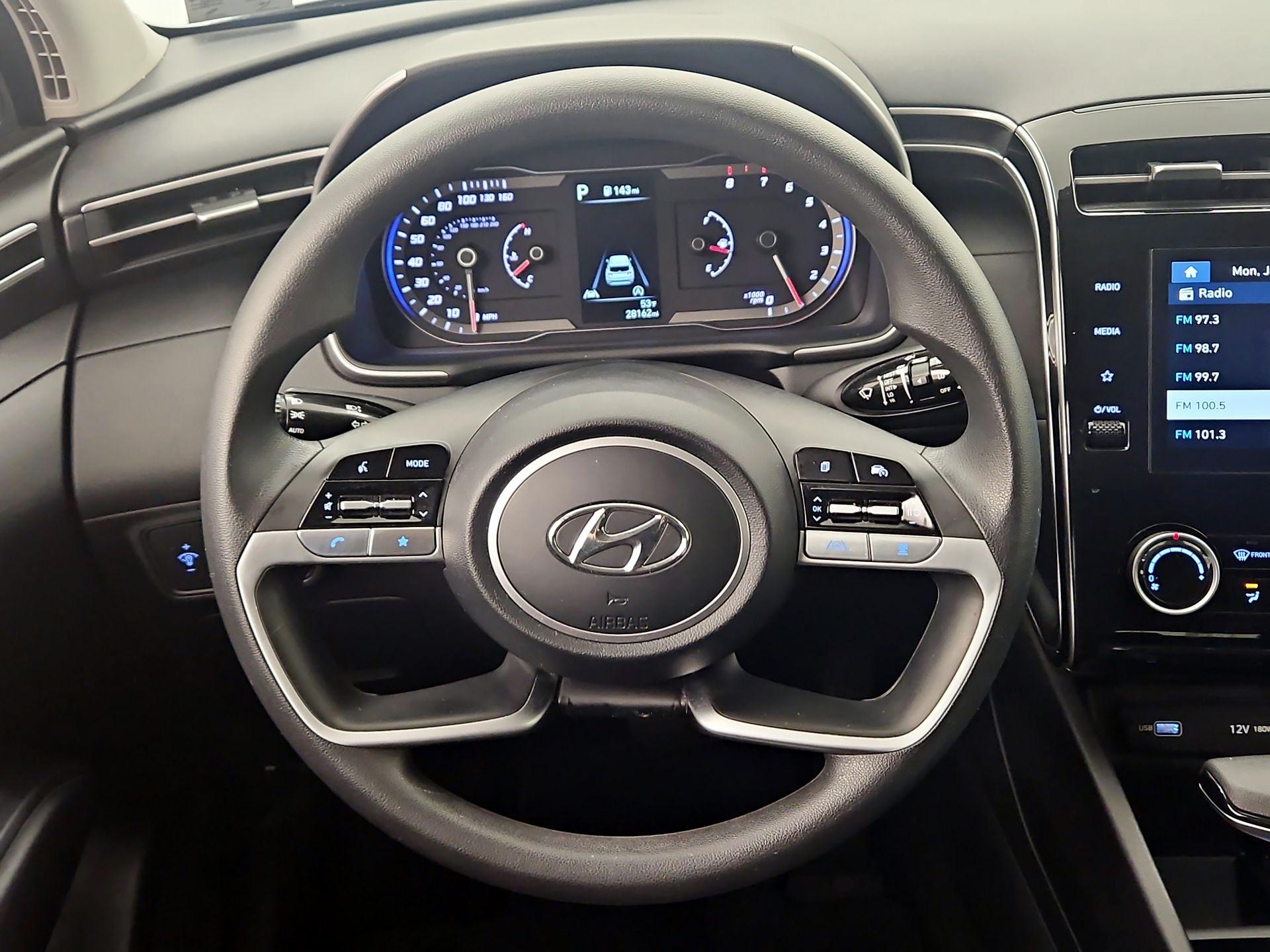 Thumbnail: 2023 Hyundai Tucson - 10