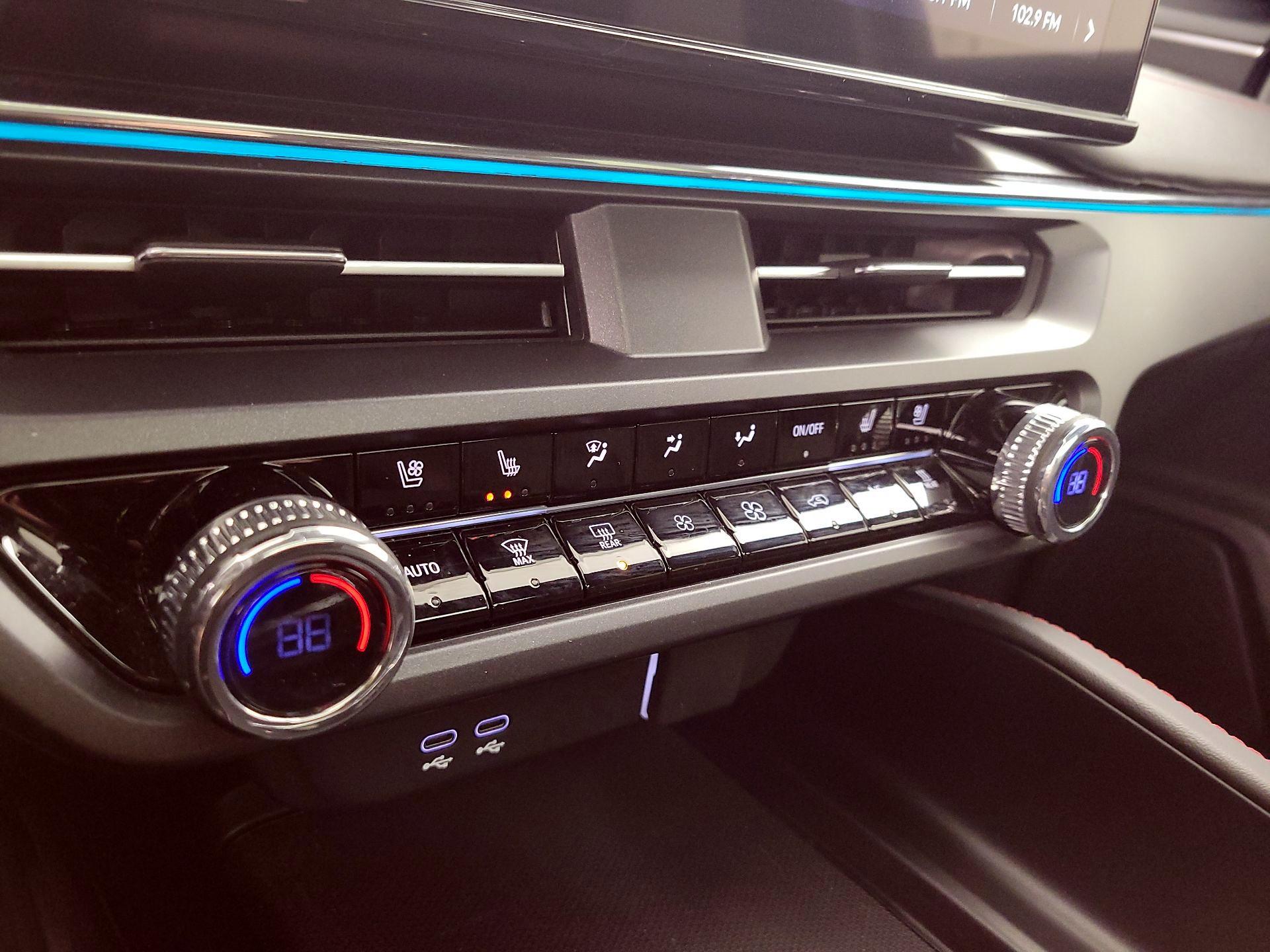 Thumbnail: 2024 Acura ZDX - 16