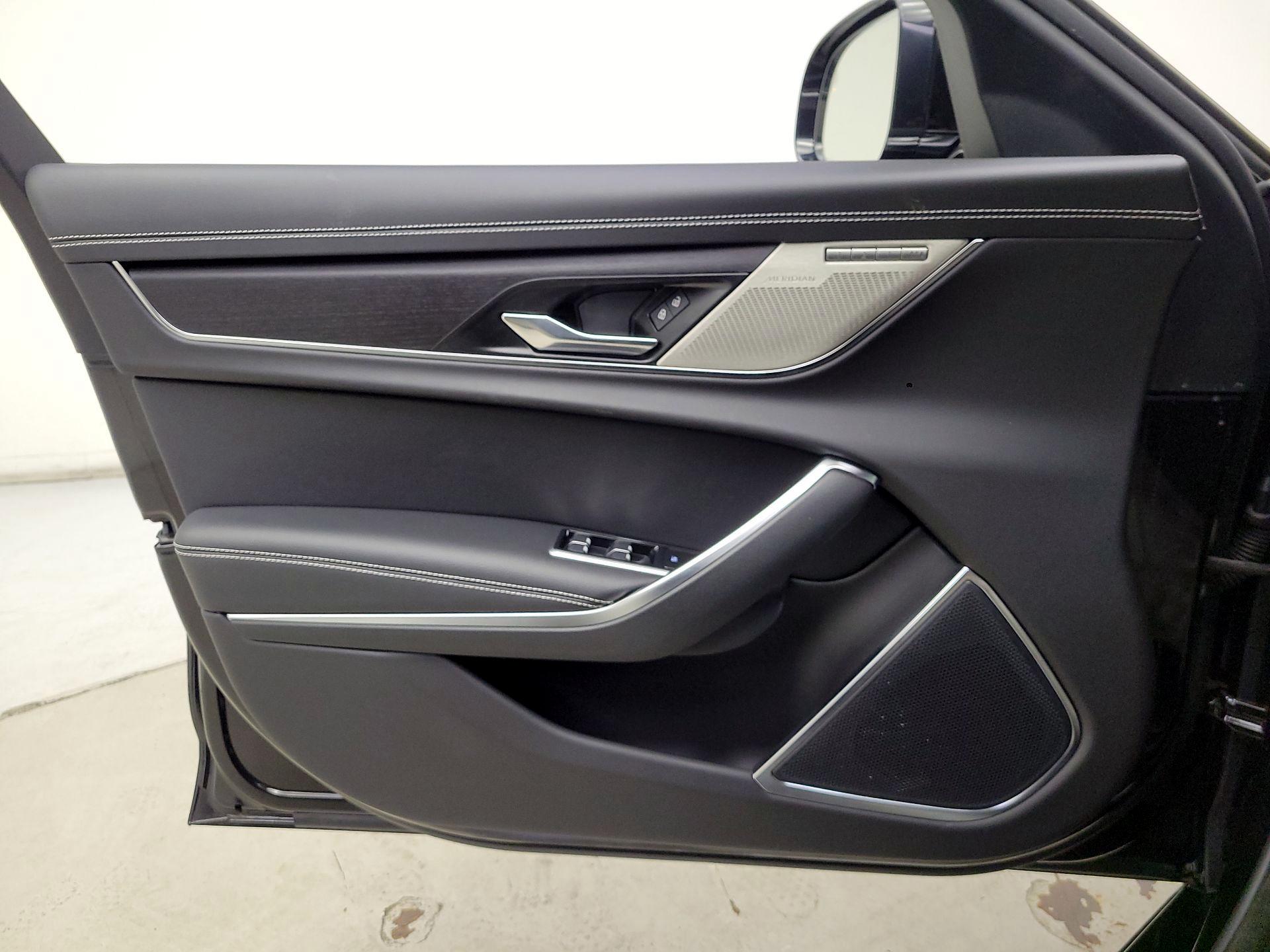 Thumbnail: 2024 Jaguar XF - 12