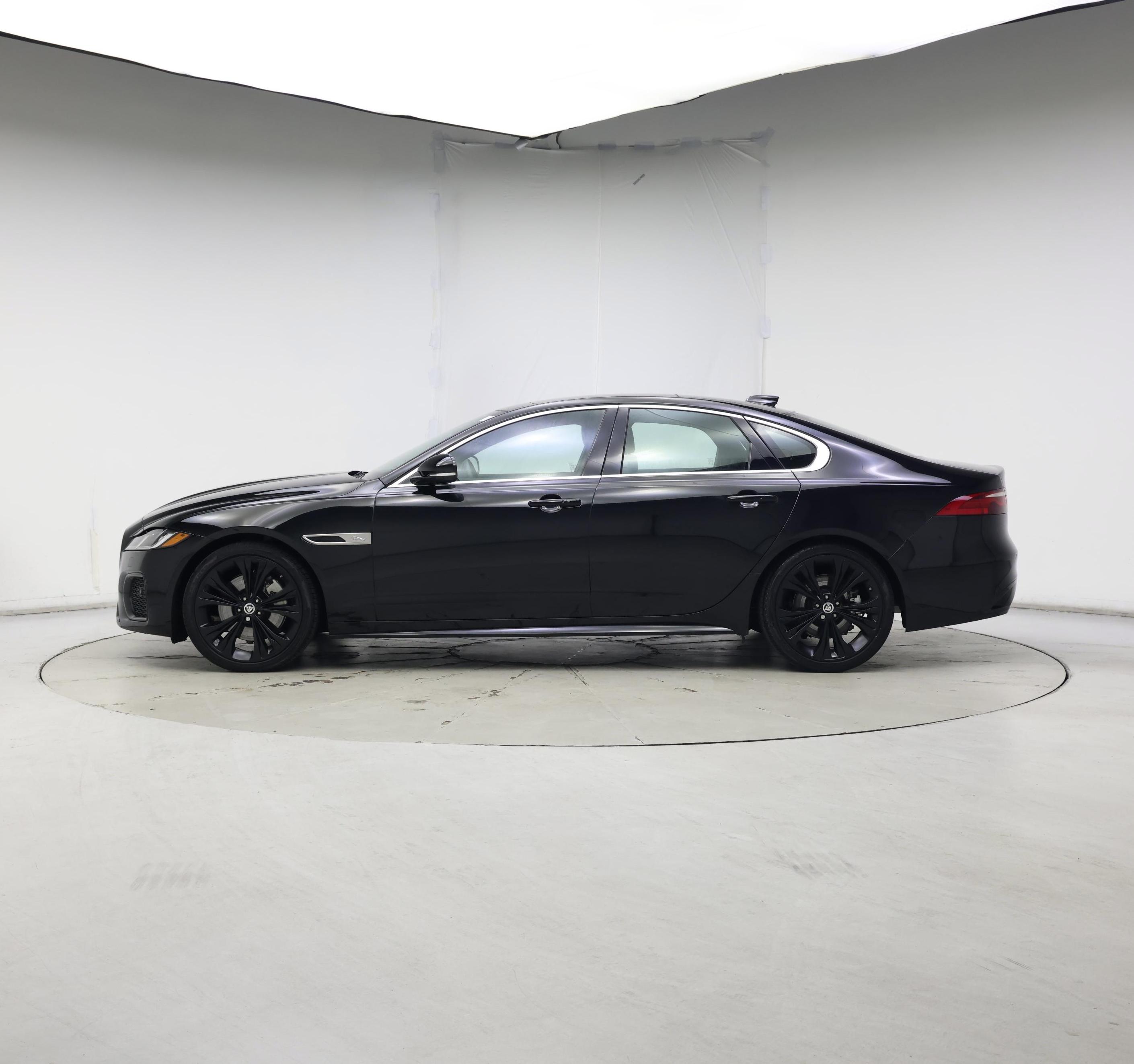 Thumbnail: 2024 Jaguar XF - 3