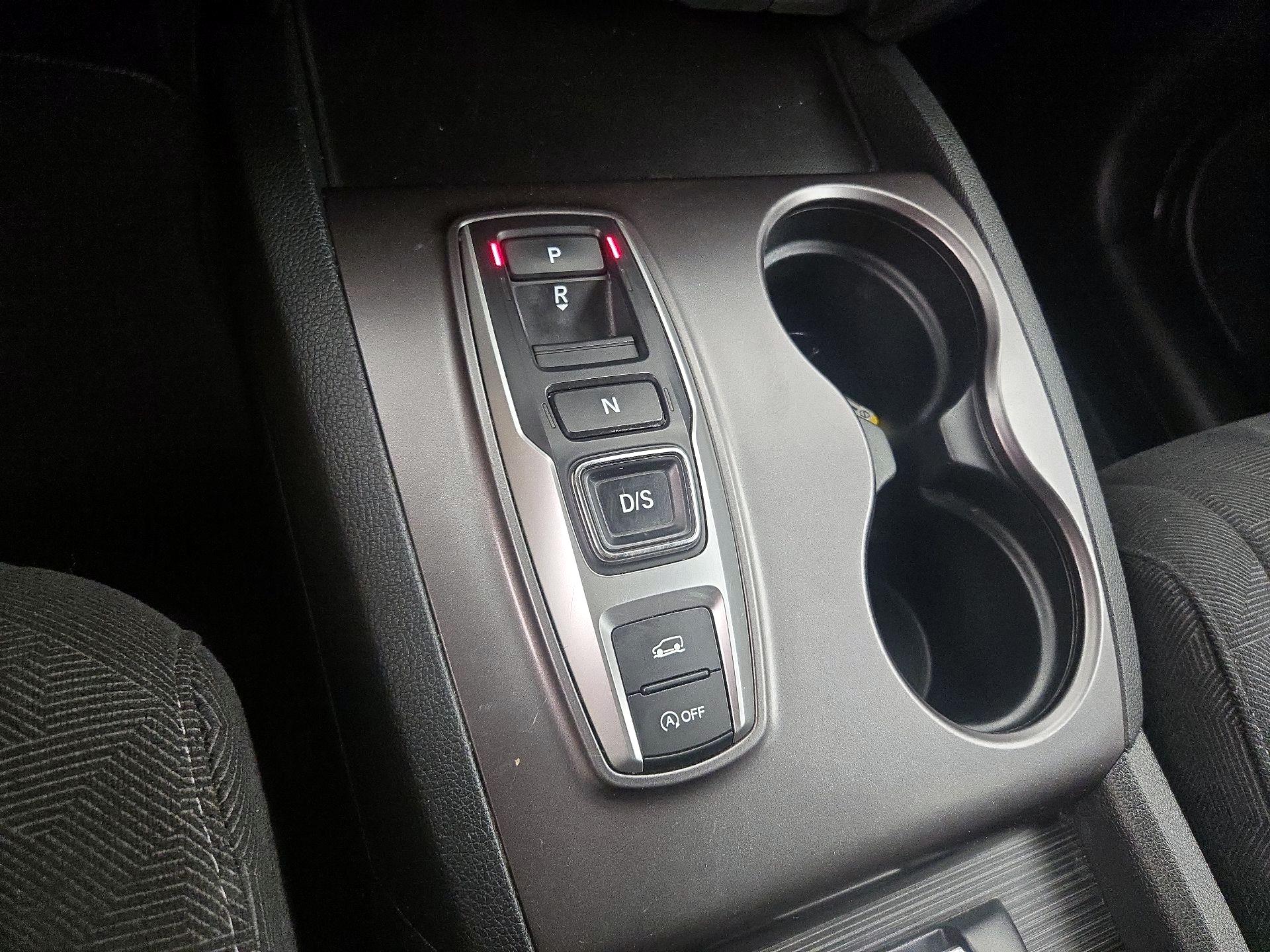 Thumbnail: 2022 Honda Pilot - 17