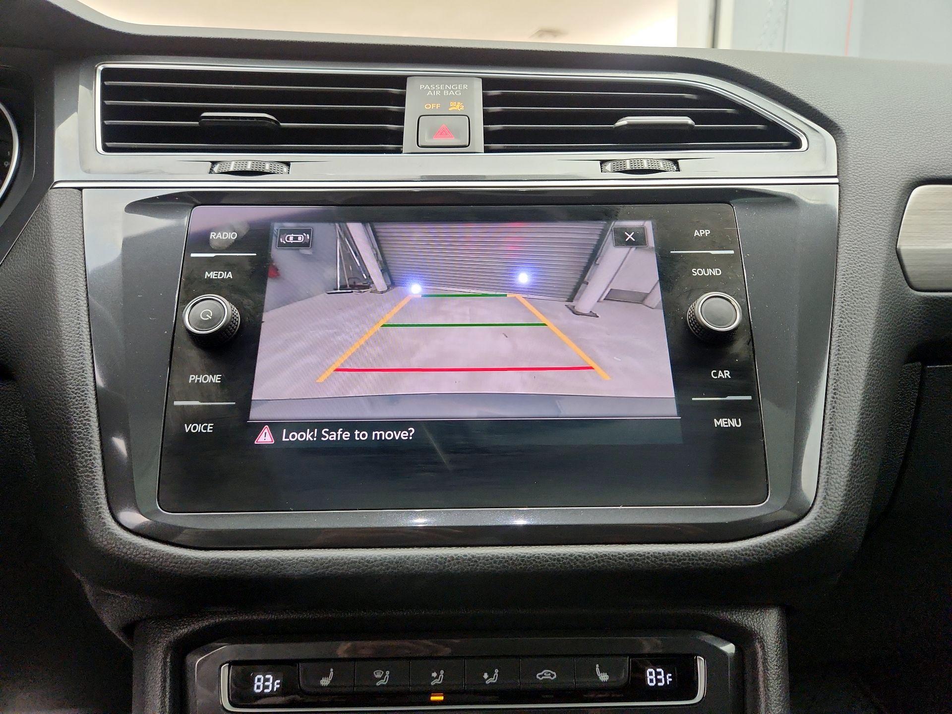 Thumbnail: 2021 Volkswagen Tiguan - 14