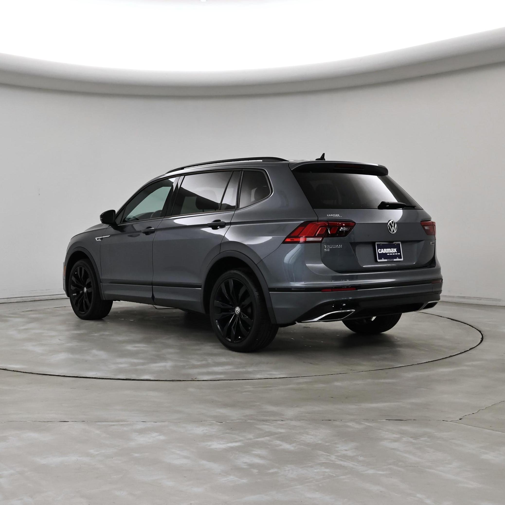 Thumbnail: 2021 Volkswagen Tiguan - 2