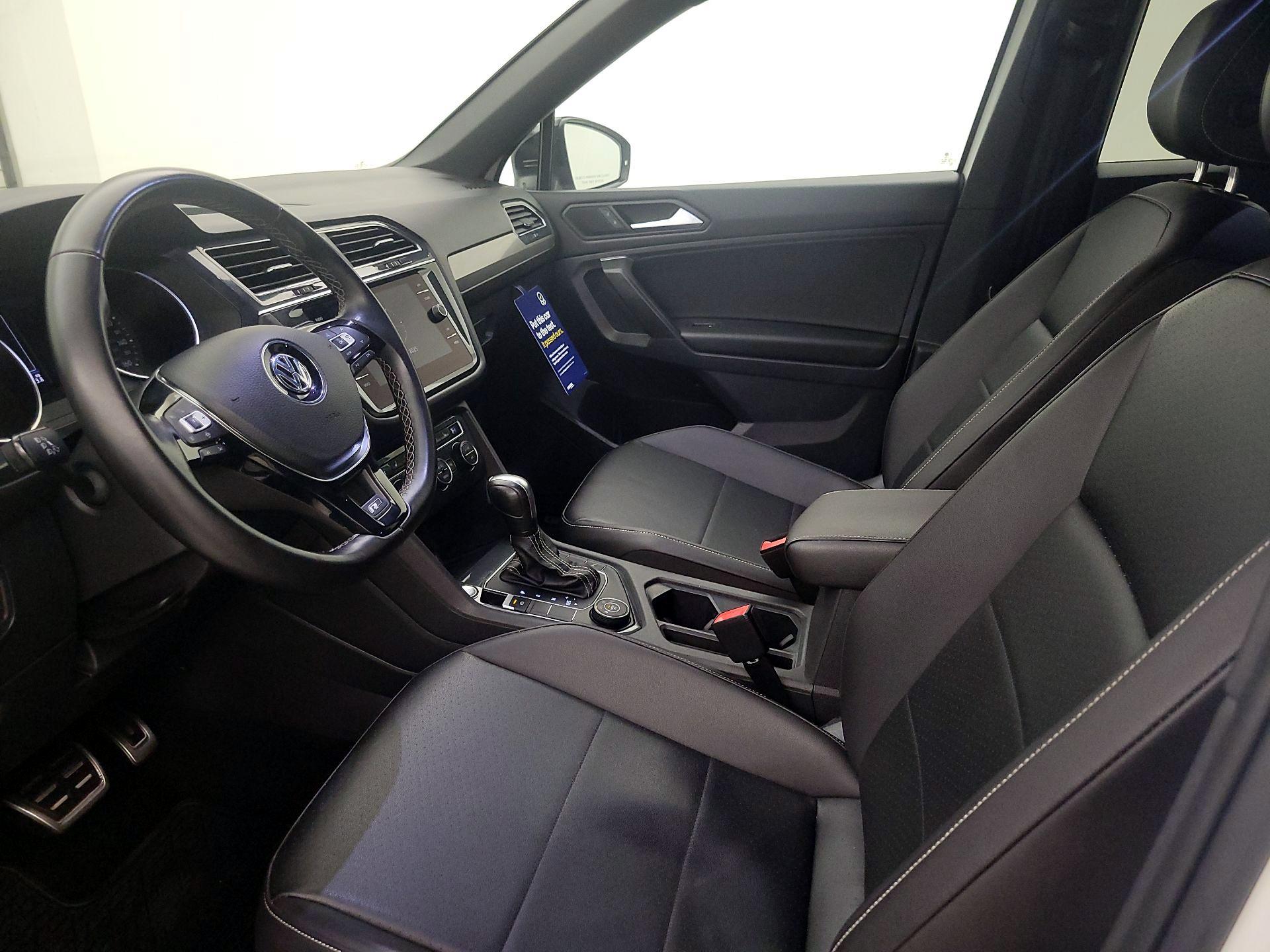 Thumbnail: 2021 Volkswagen Tiguan - 11