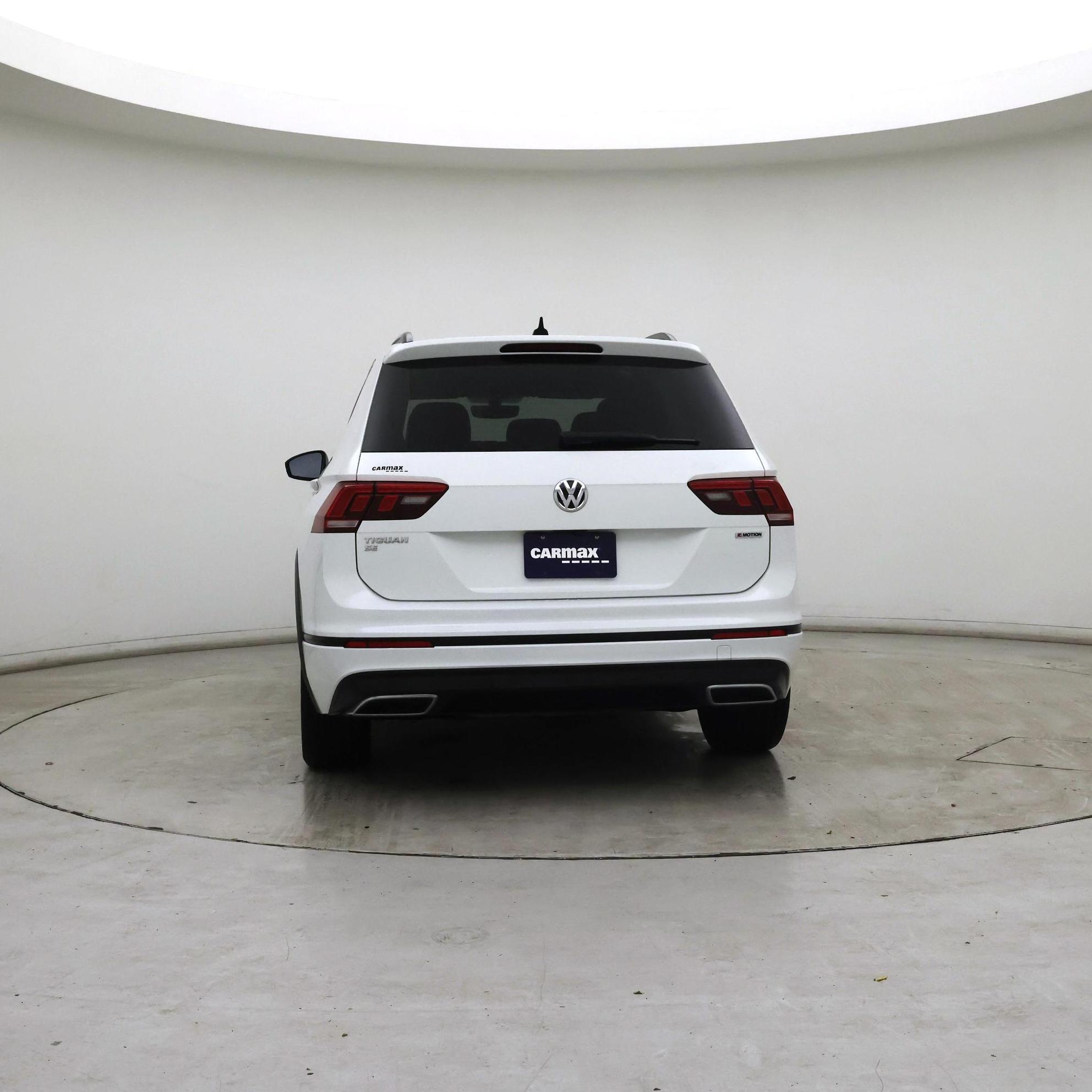 Thumbnail: 2021 Volkswagen Tiguan - 6