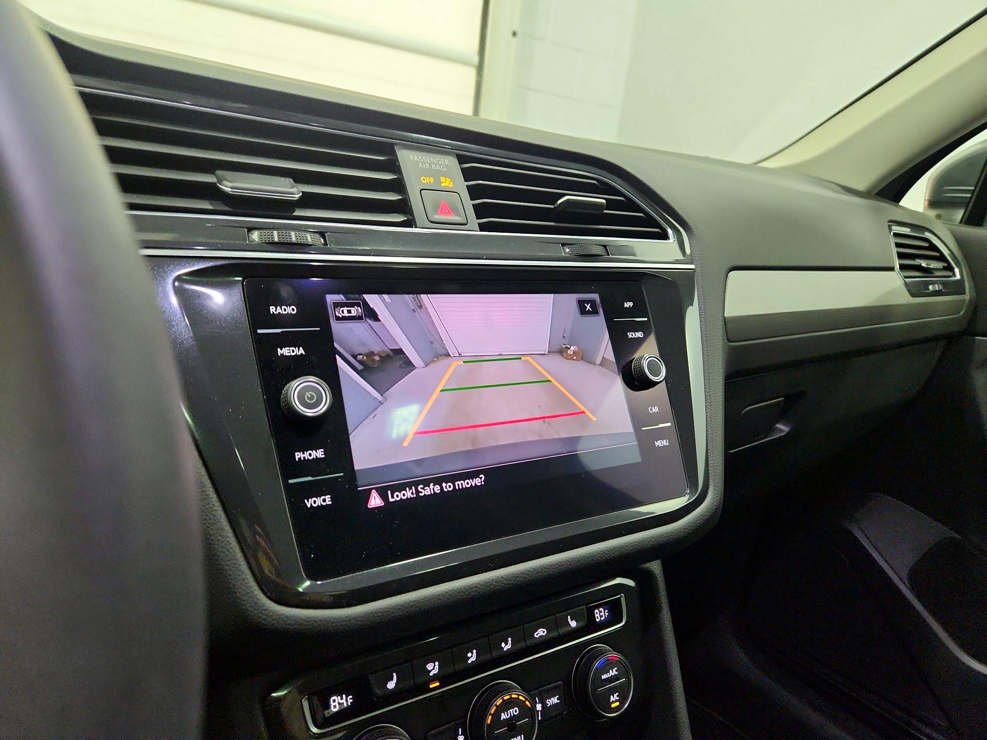 Thumbnail: 2021 Volkswagen Tiguan - 14