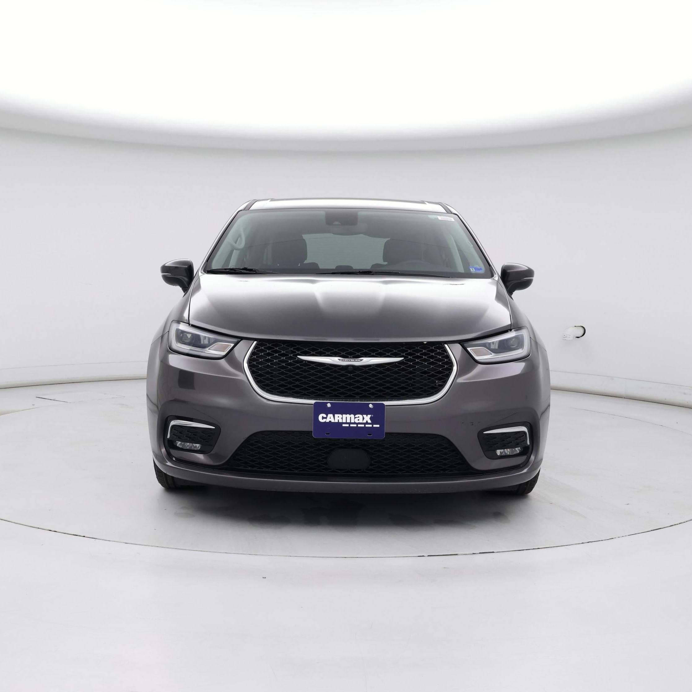 Thumbnail: 2023 Chrysler Pacifica - 5