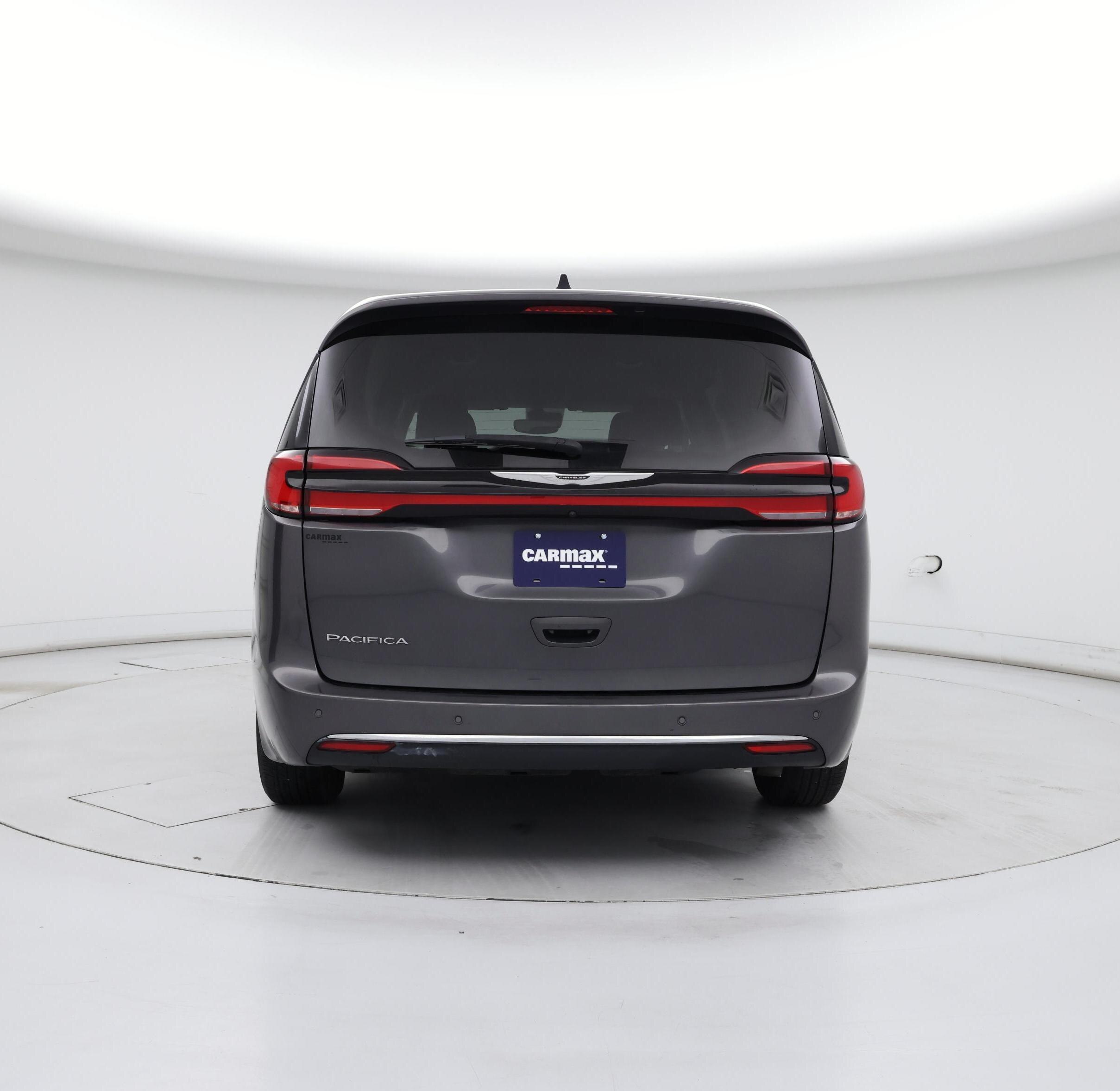 Thumbnail: 2023 Chrysler Pacifica - 6