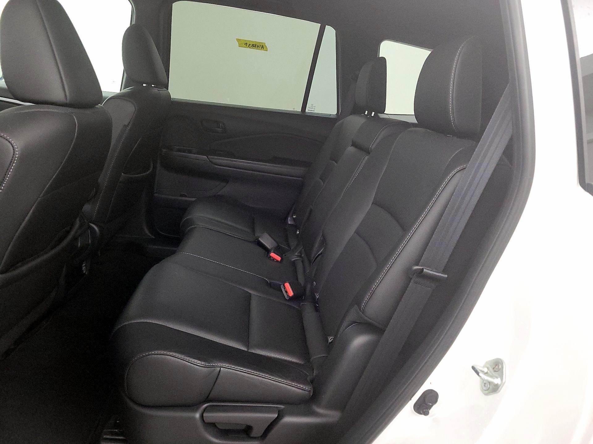 Thumbnail: 2023 Honda Passport - 20