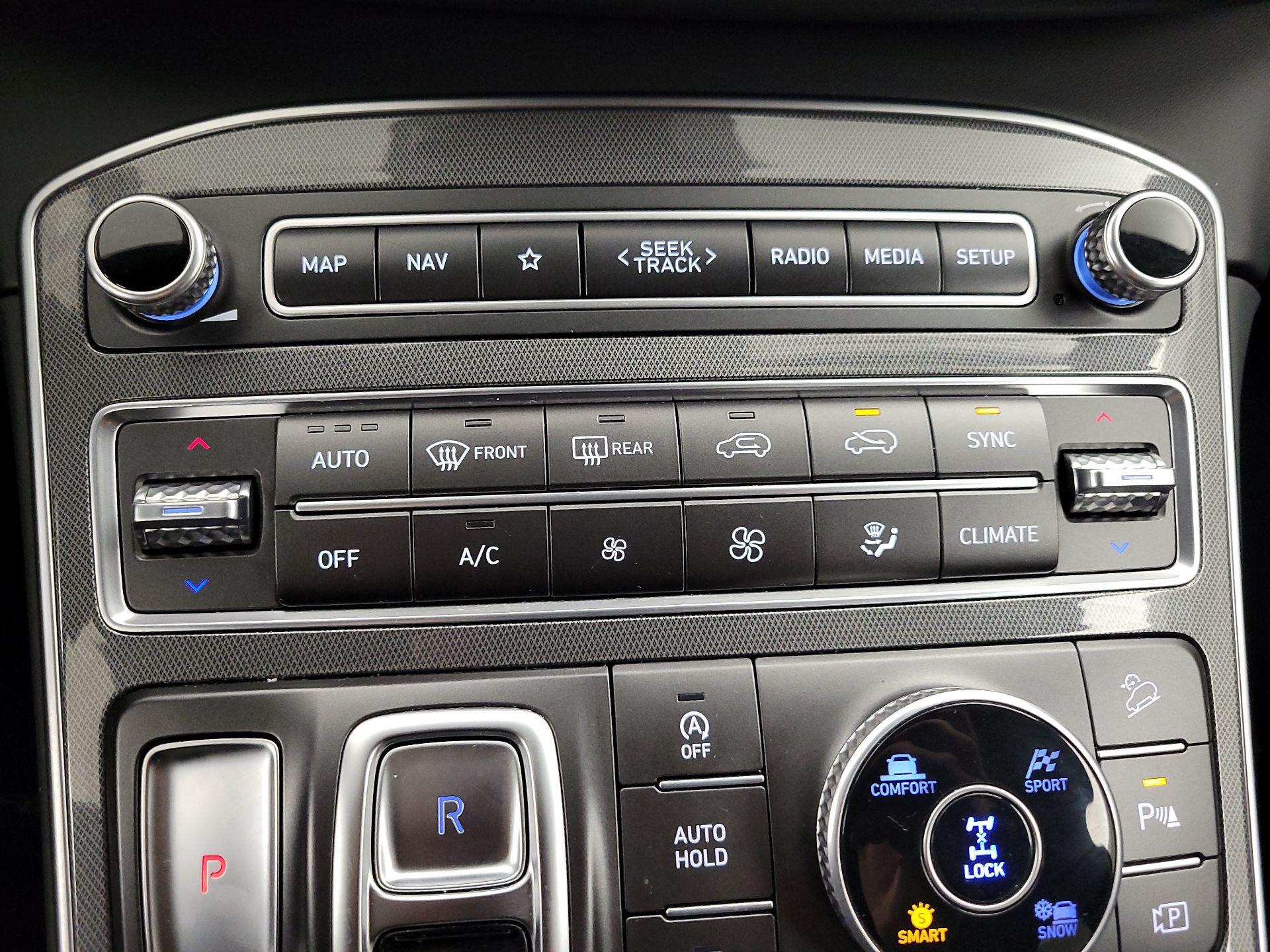 Thumbnail: 2023 Hyundai Santa Fe - 17