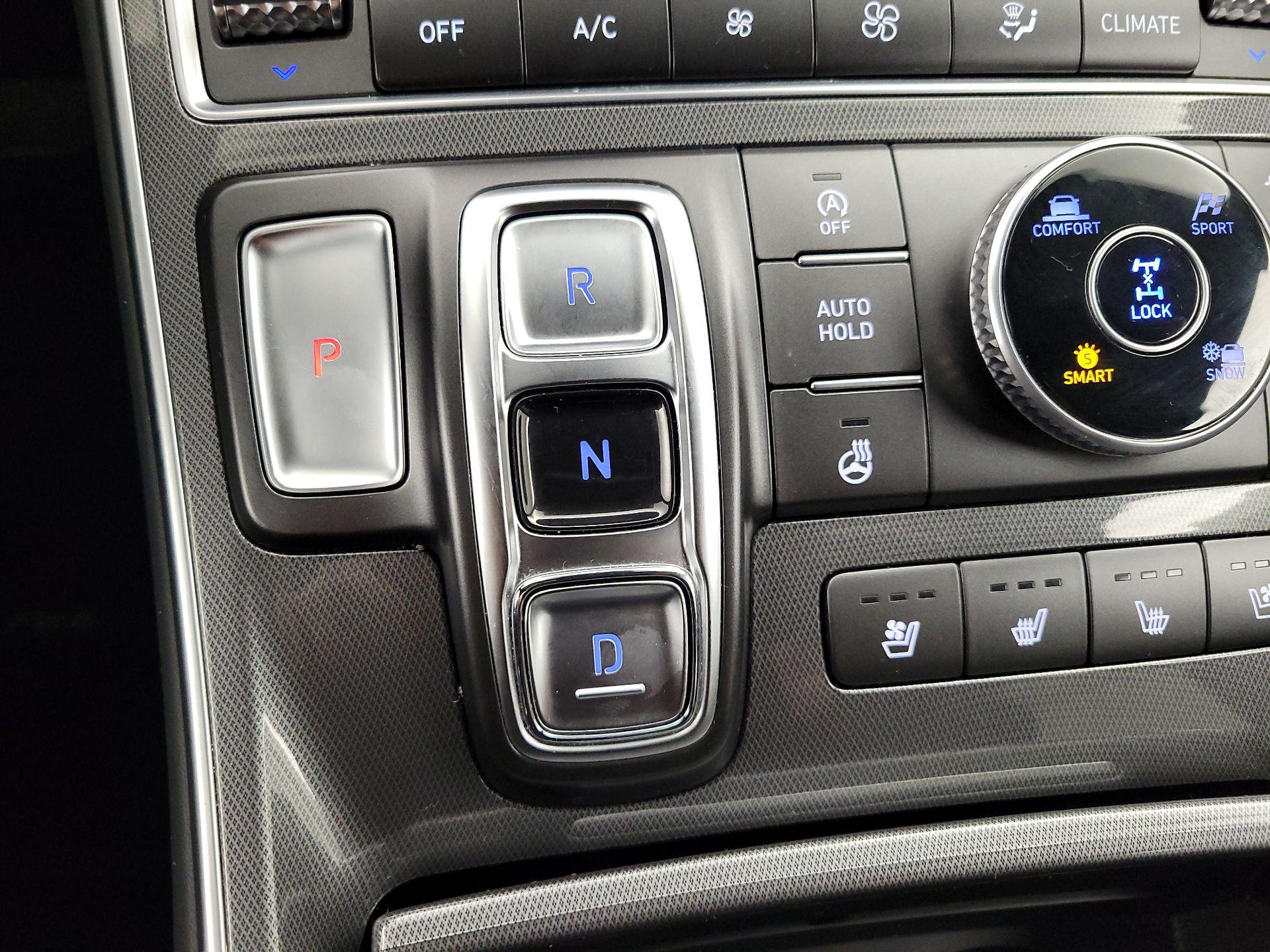 Thumbnail: 2023 Hyundai Santa Fe - 18