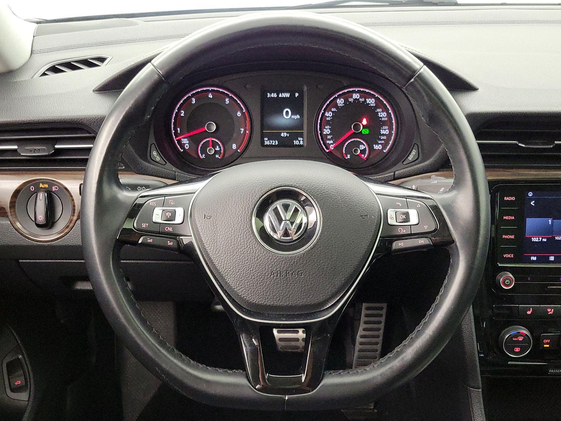 Thumbnail: 2020 Volkswagen Passat - 10