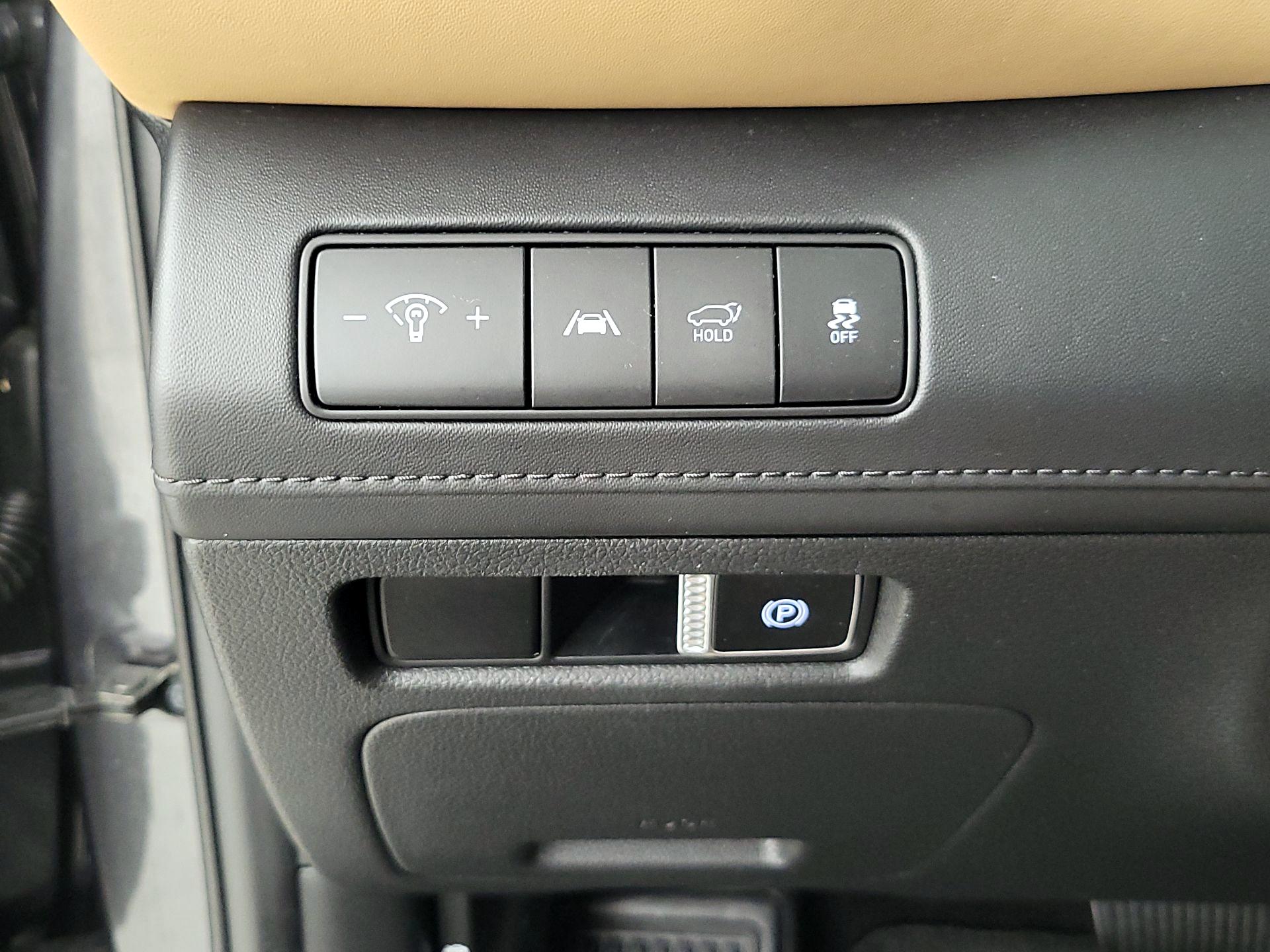 Thumbnail: 2023 Hyundai Santa Fe - 13