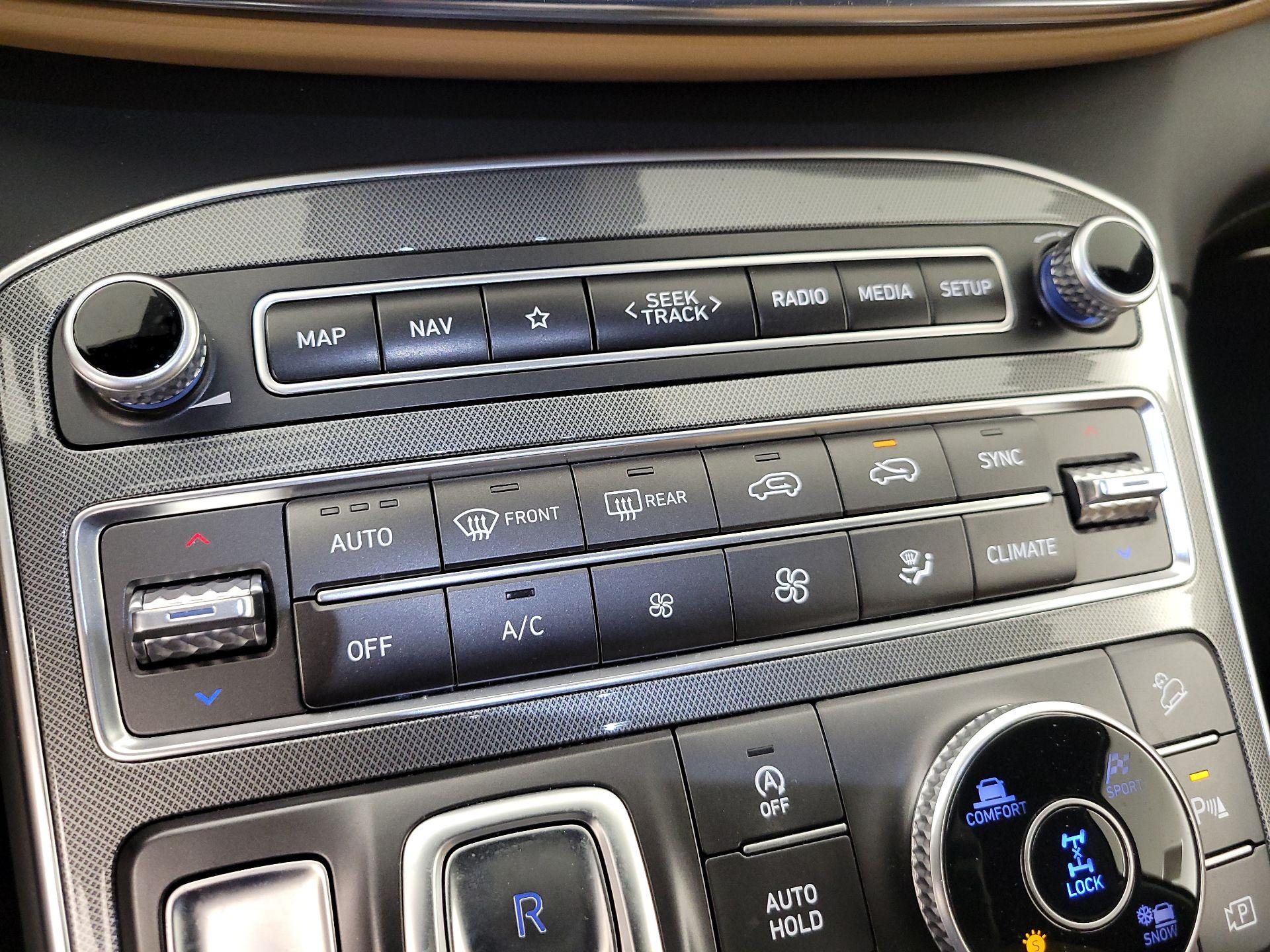 Thumbnail: 2023 Hyundai Santa Fe - 17